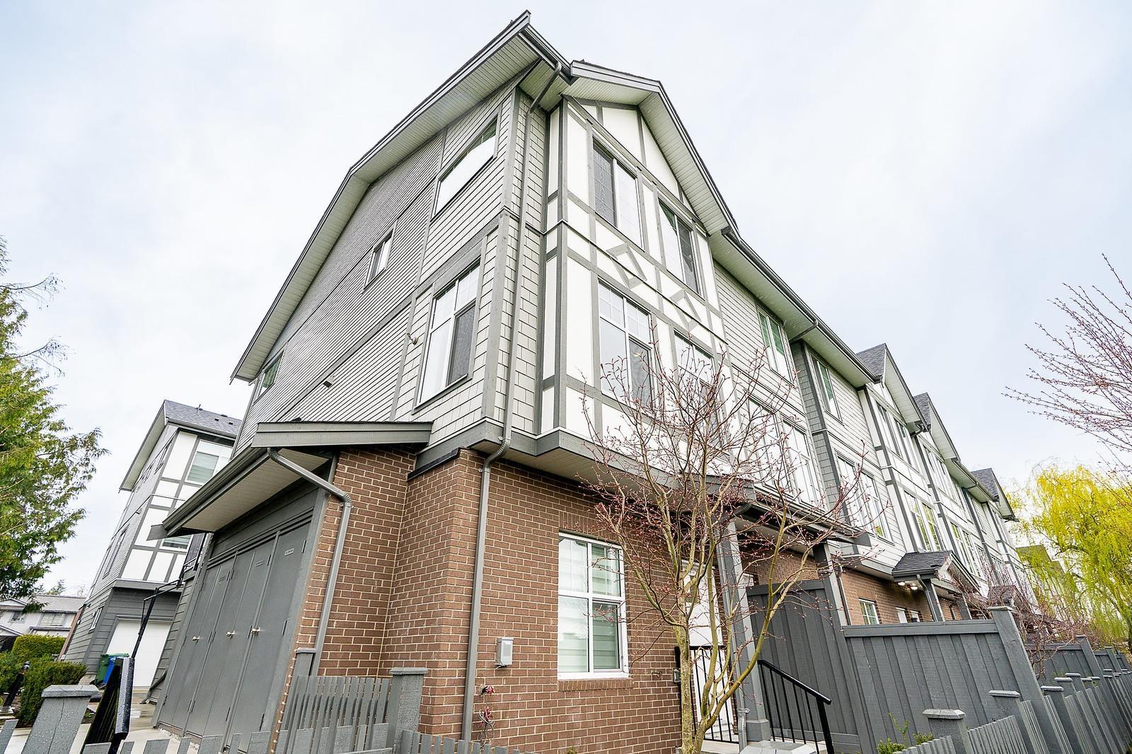 Property at 18 17528 60 AVENUE image 2