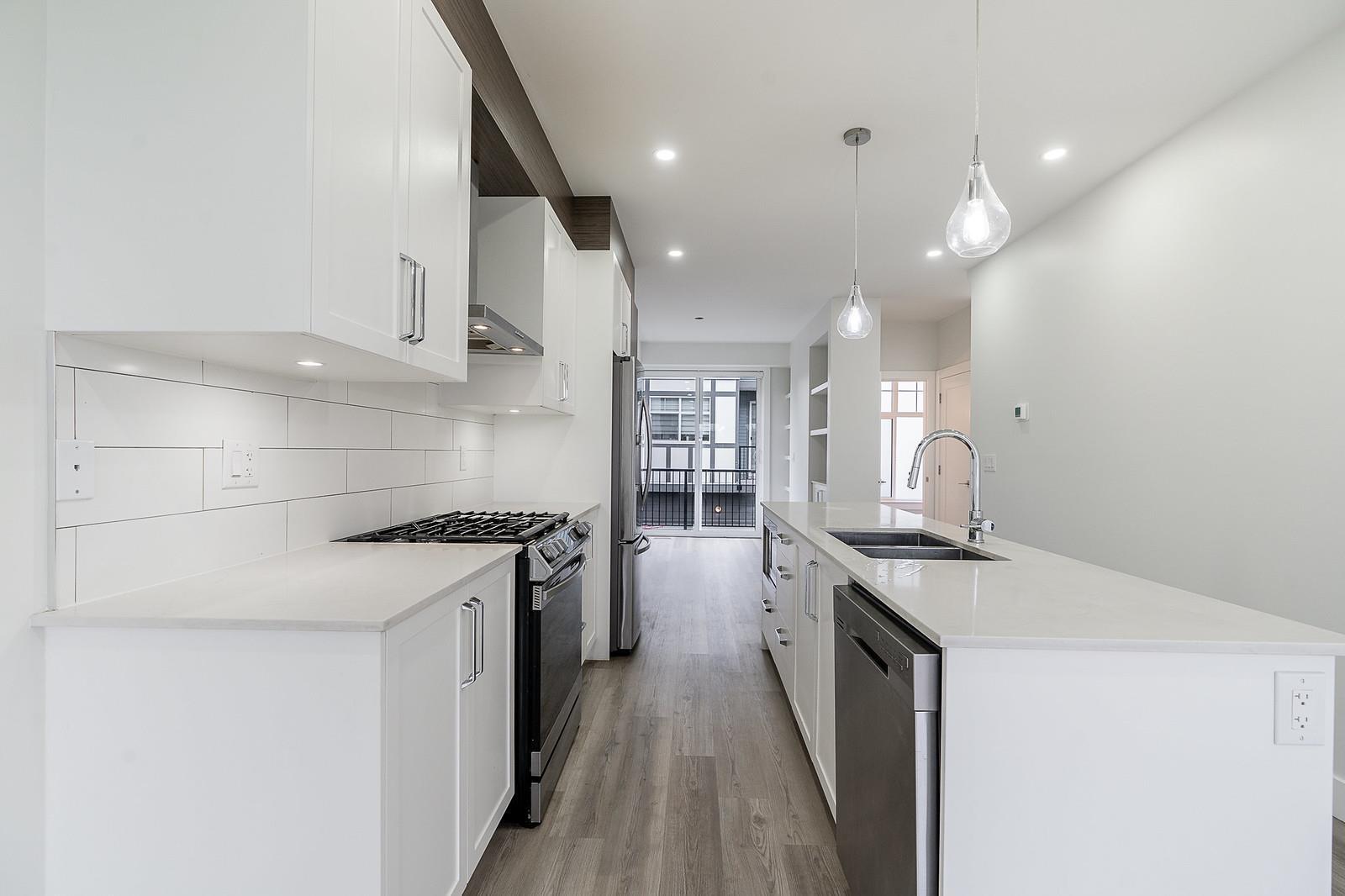 18 17528 60 Avenue, Surrey, British Columbia  V3S 1T8 - Photo 8 - R2986186