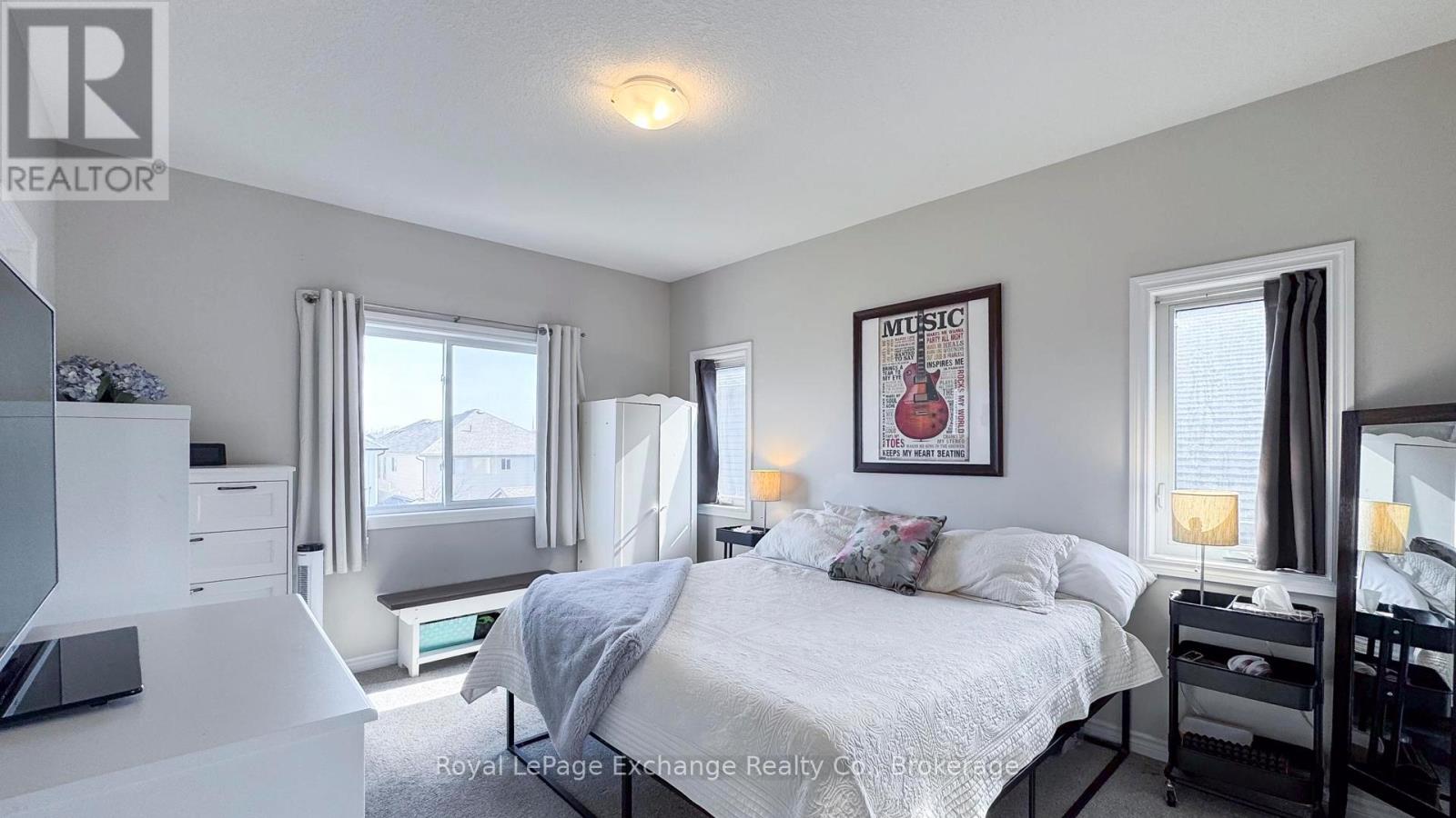 290 Saratoga Road, Kincardine, Ontario  N2Z 2N3 - Photo 18 - X12062648
