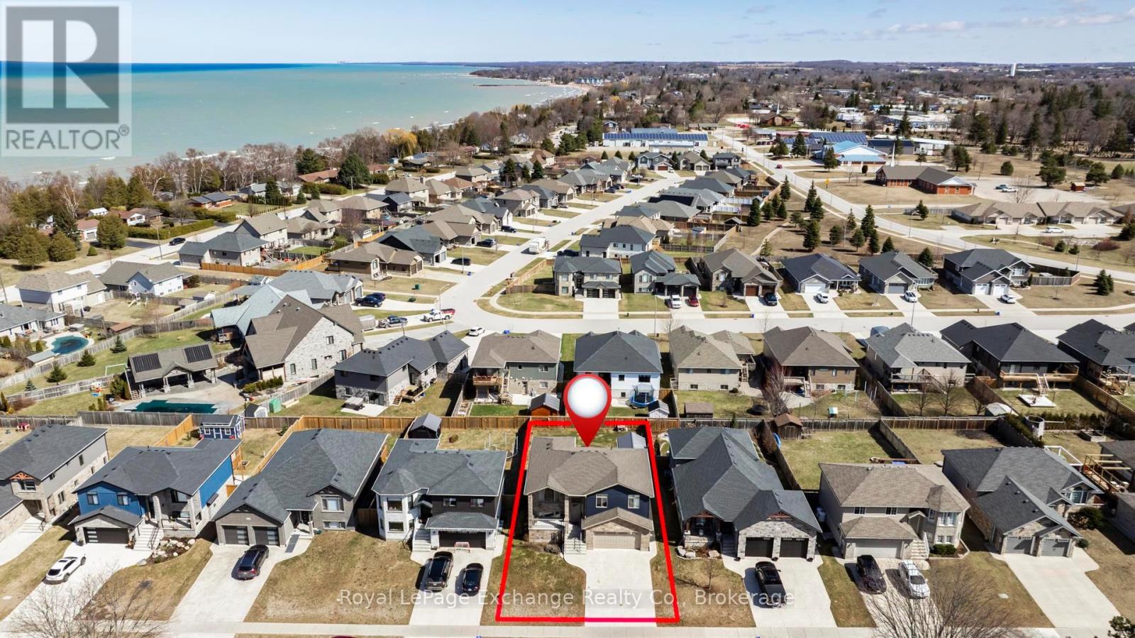 290 Saratoga Road, Kincardine, Ontario  N2Z 2N3 - Photo 2 - X12062648