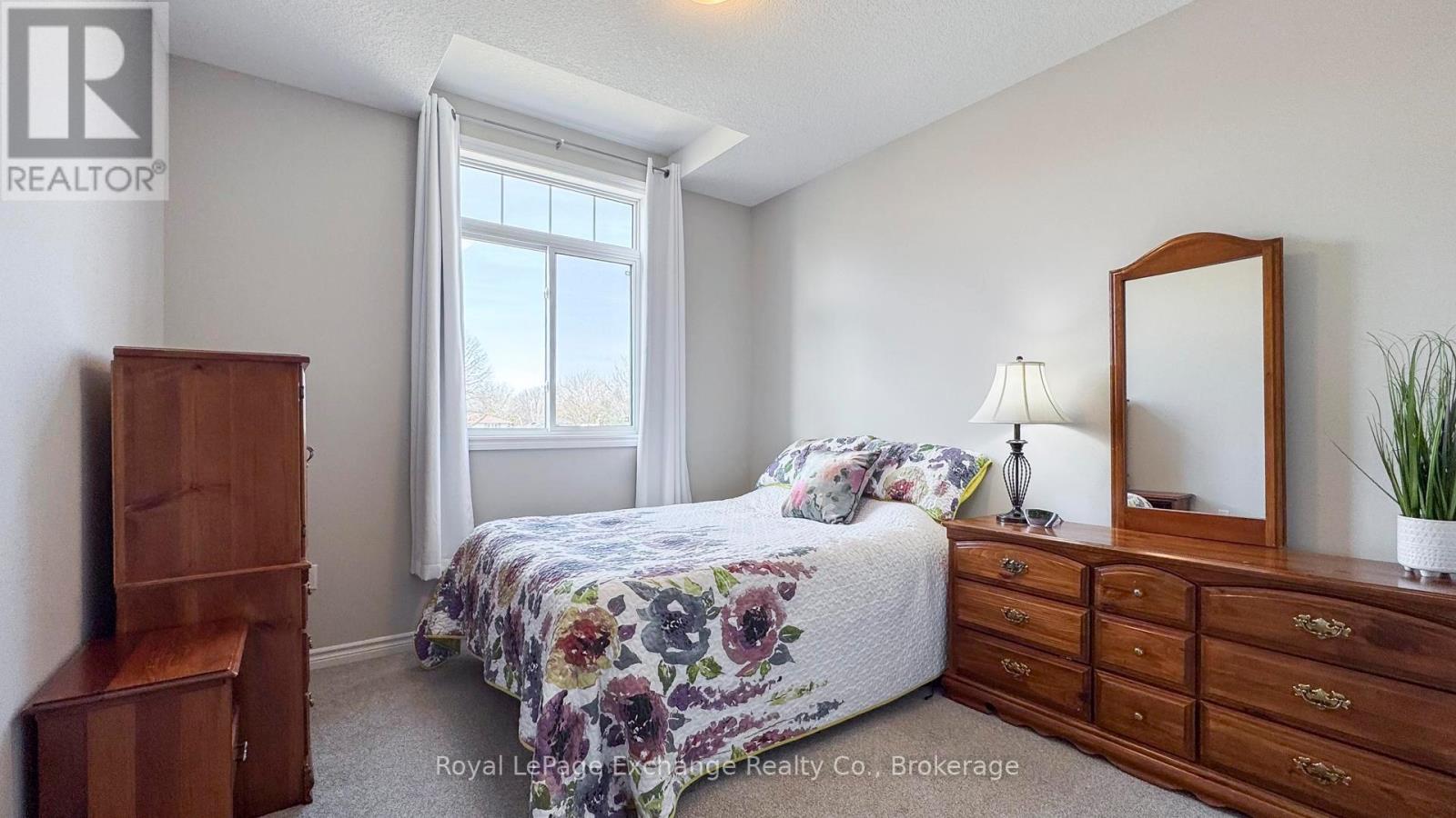290 Saratoga Road, Kincardine, Ontario  N2Z 2N3 - Photo 22 - X12062648