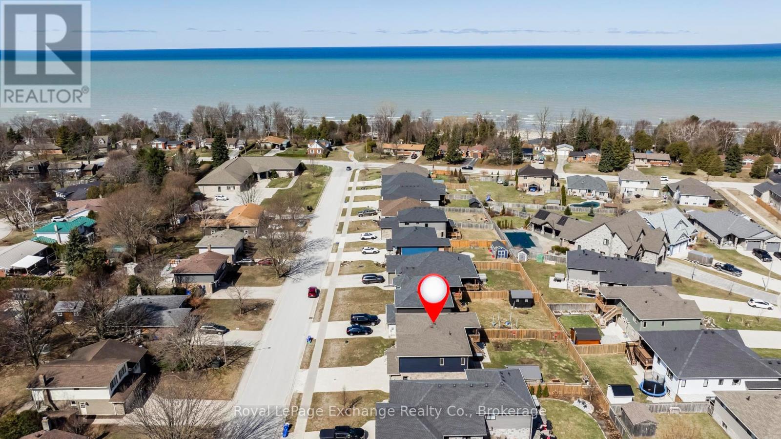 290 Saratoga Road, Kincardine, Ontario  N2Z 2N3 - Photo 3 - X12062648