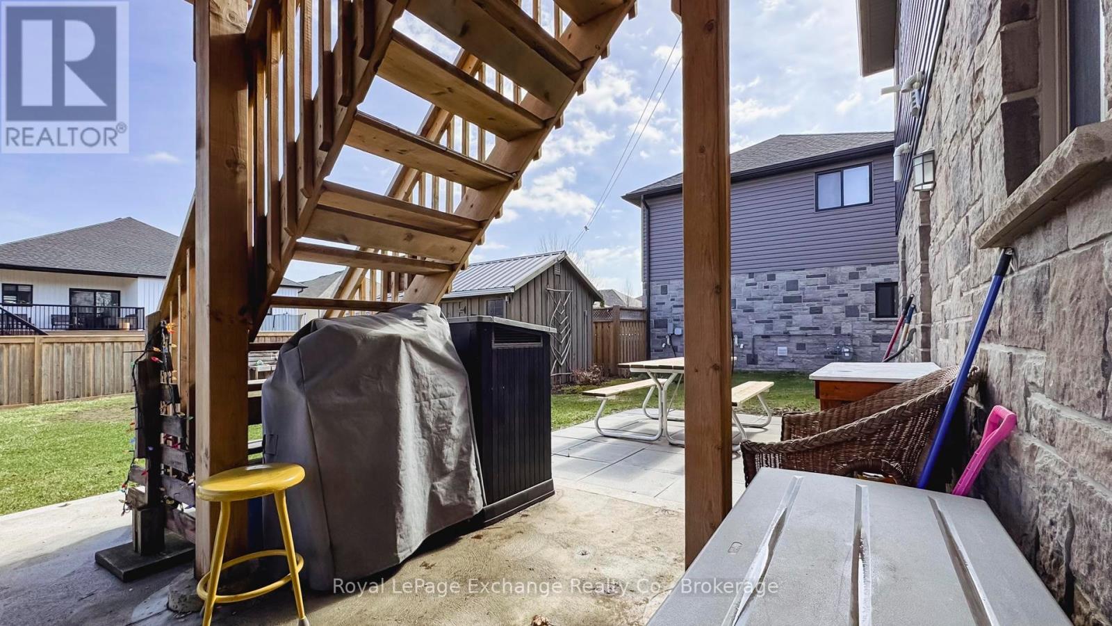 290 Saratoga Road, Kincardine, Ontario  N2Z 2N3 - Photo 40 - X12062648