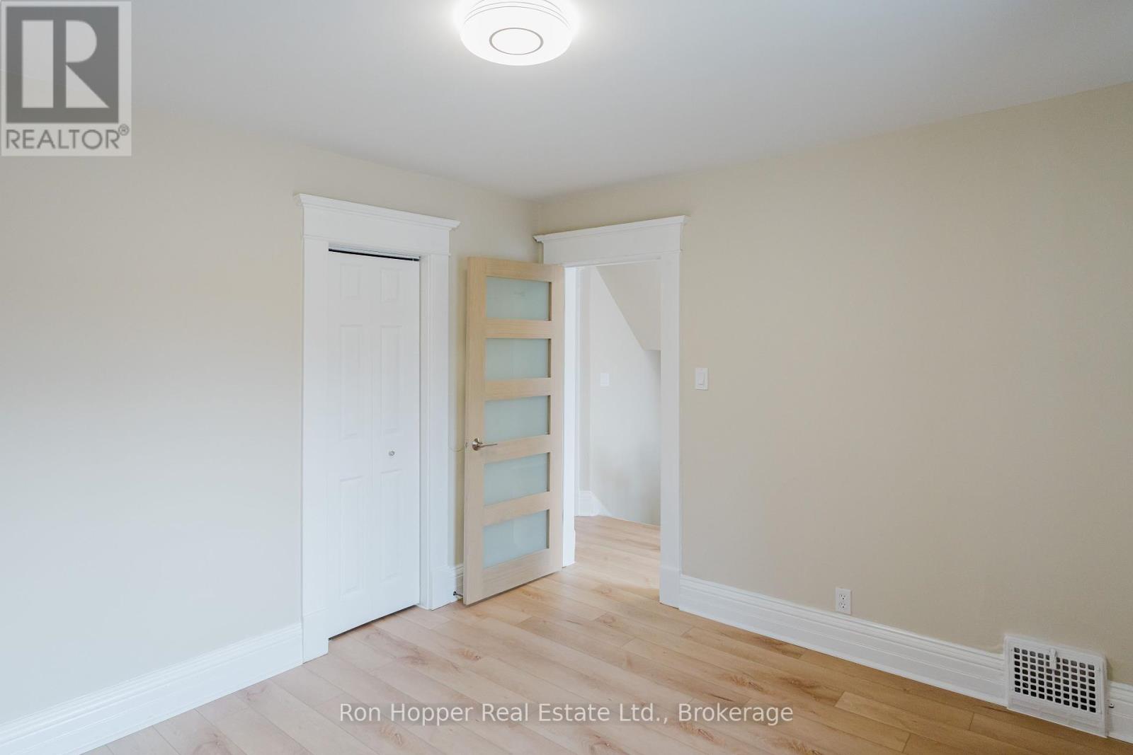 539 4th Avenue E, Owen Sound, Ontario  N4K 2N1 - Photo 17 - X12062696