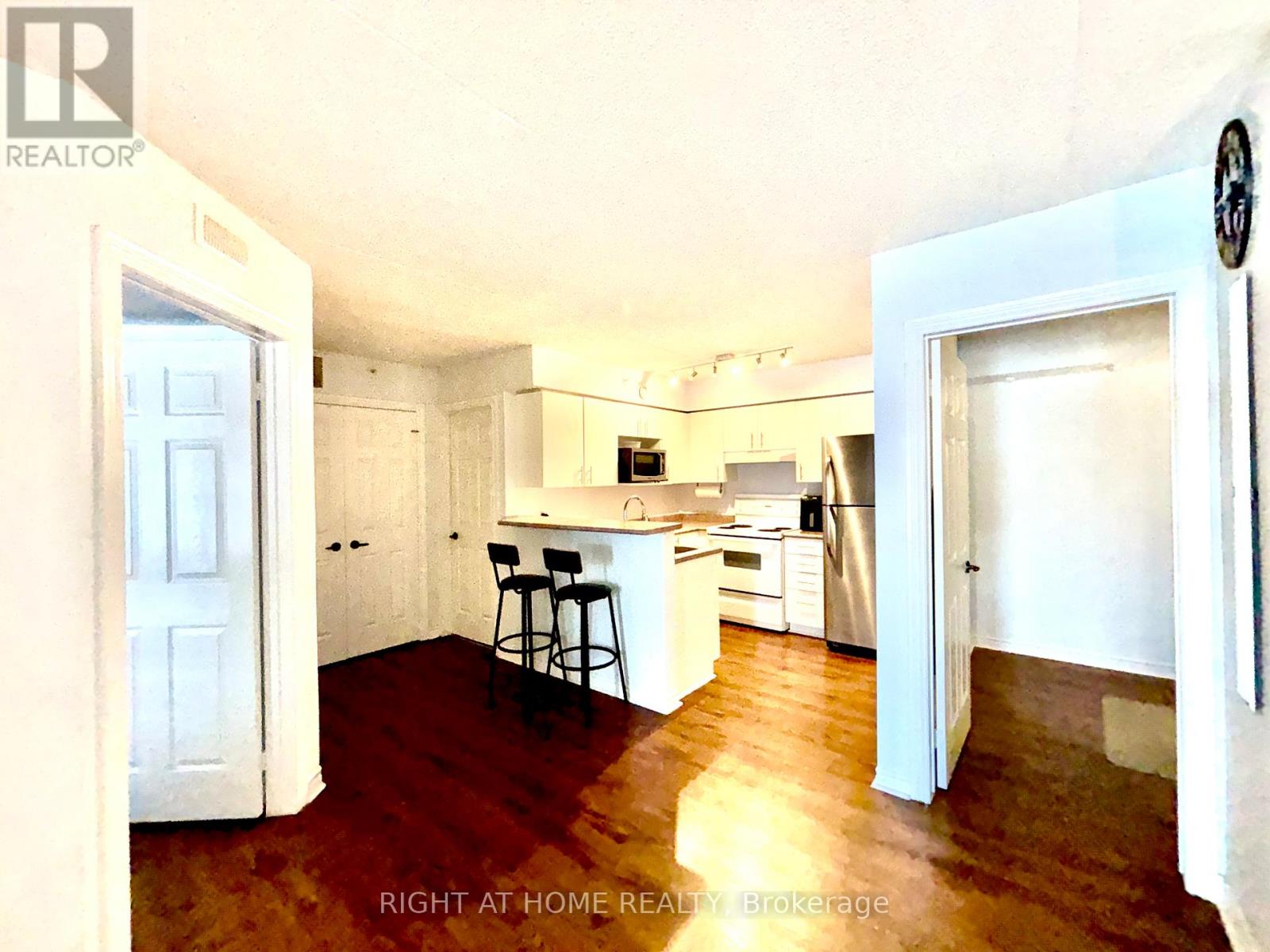 Property at 206 - 4025 KILMER DRIVE image 3