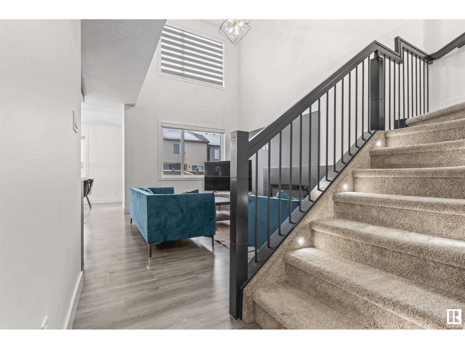Property at 2096 GRAYDON HILL CR SW image 5