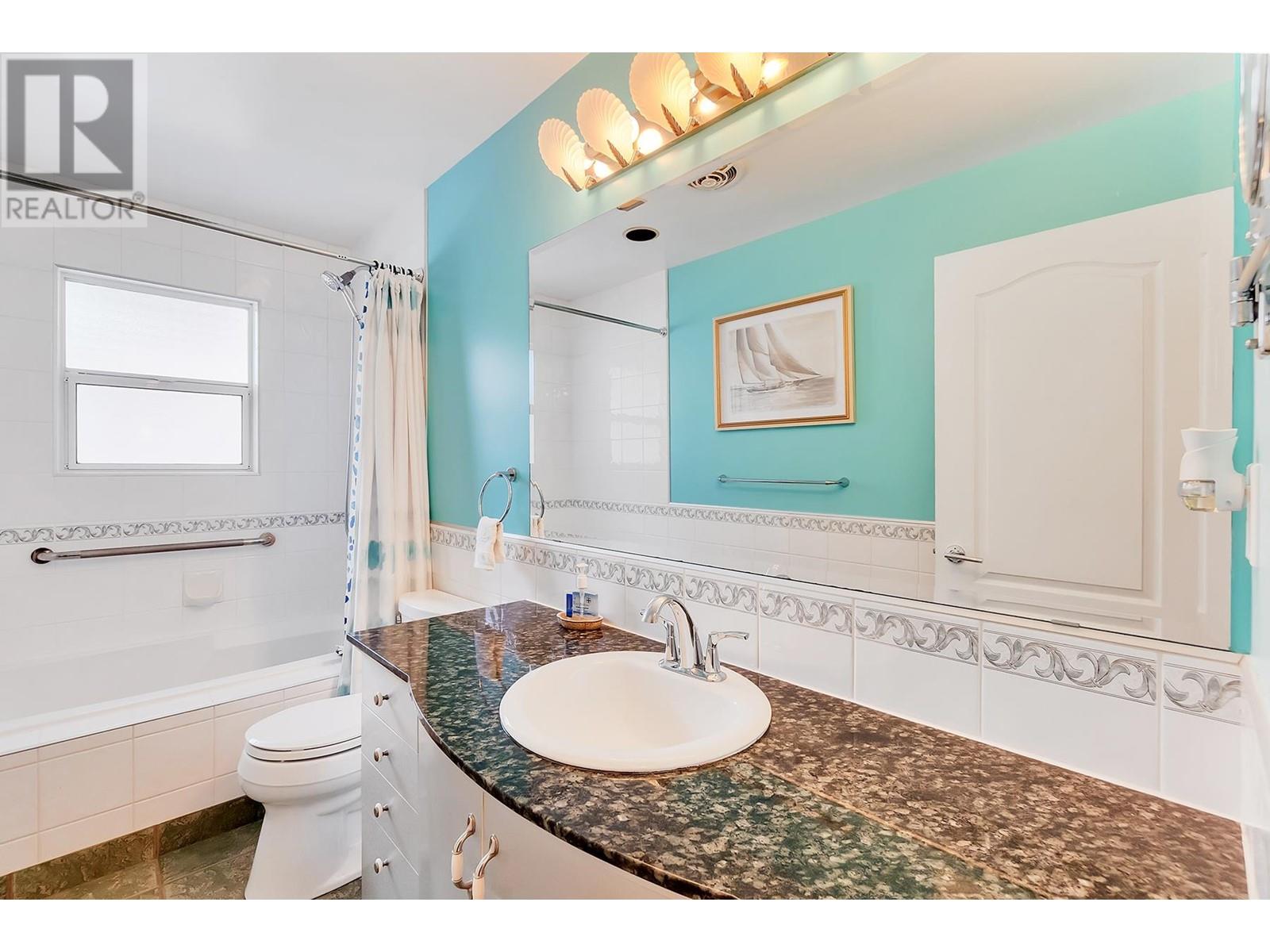 317 Gloucester Court, Coquitlam, British Columbia  V3K 5S6 - Photo 23 - R2985710