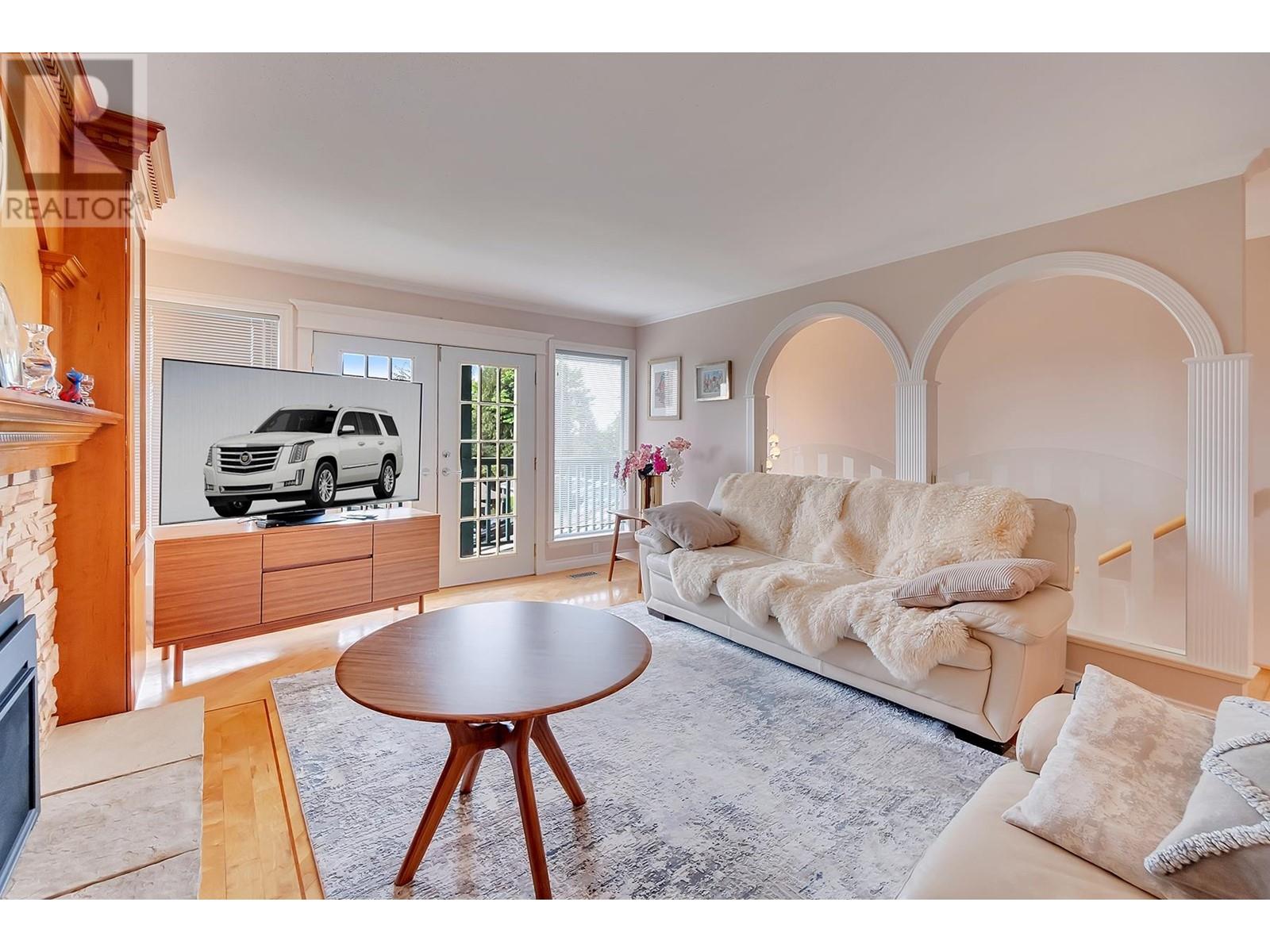 317 Gloucester Court, Coquitlam, British Columbia  V3K 5S6 - Photo 10 - R2985710