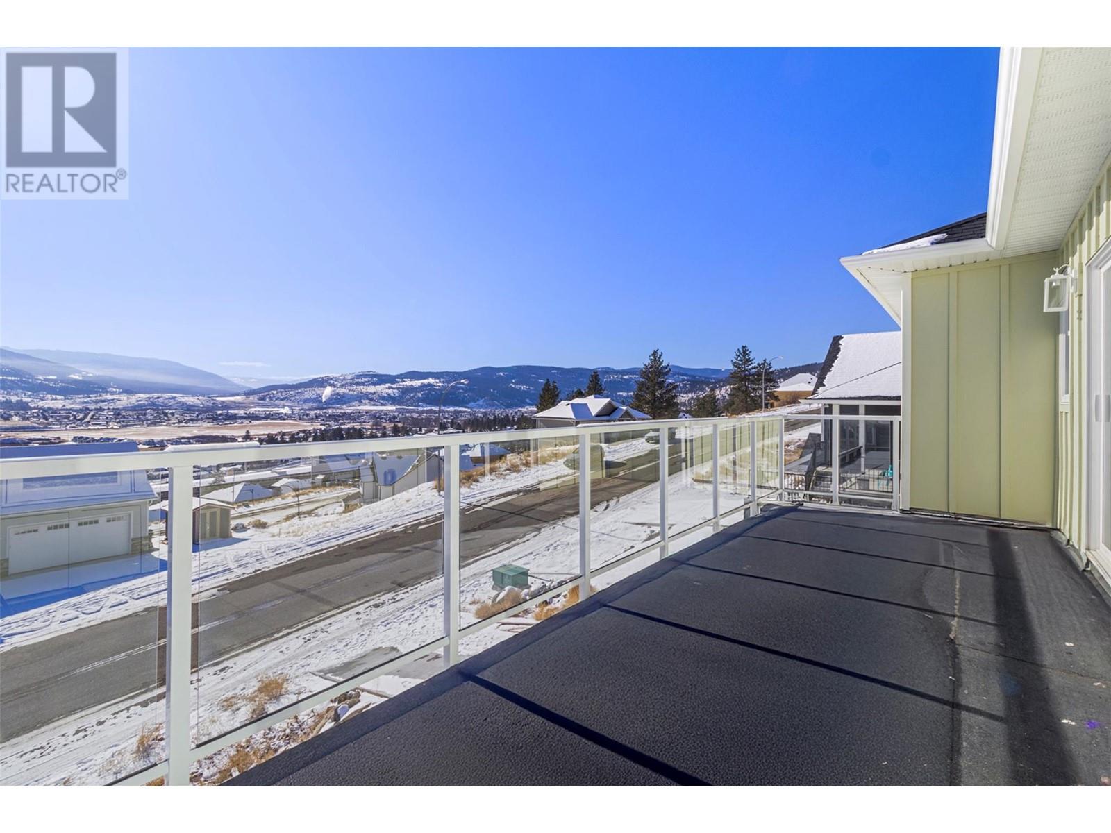 2755 Peregrine Way, Merritt, British Columbia  V1K 0B4 - Photo 8 - 10337087