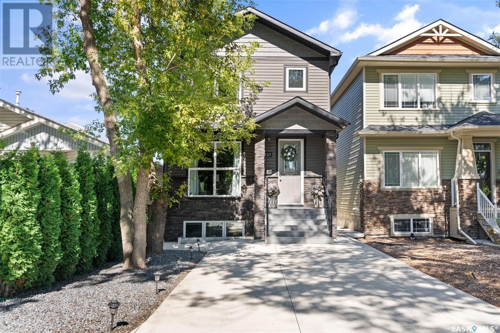 Property at 1127 7th STREET E image 2