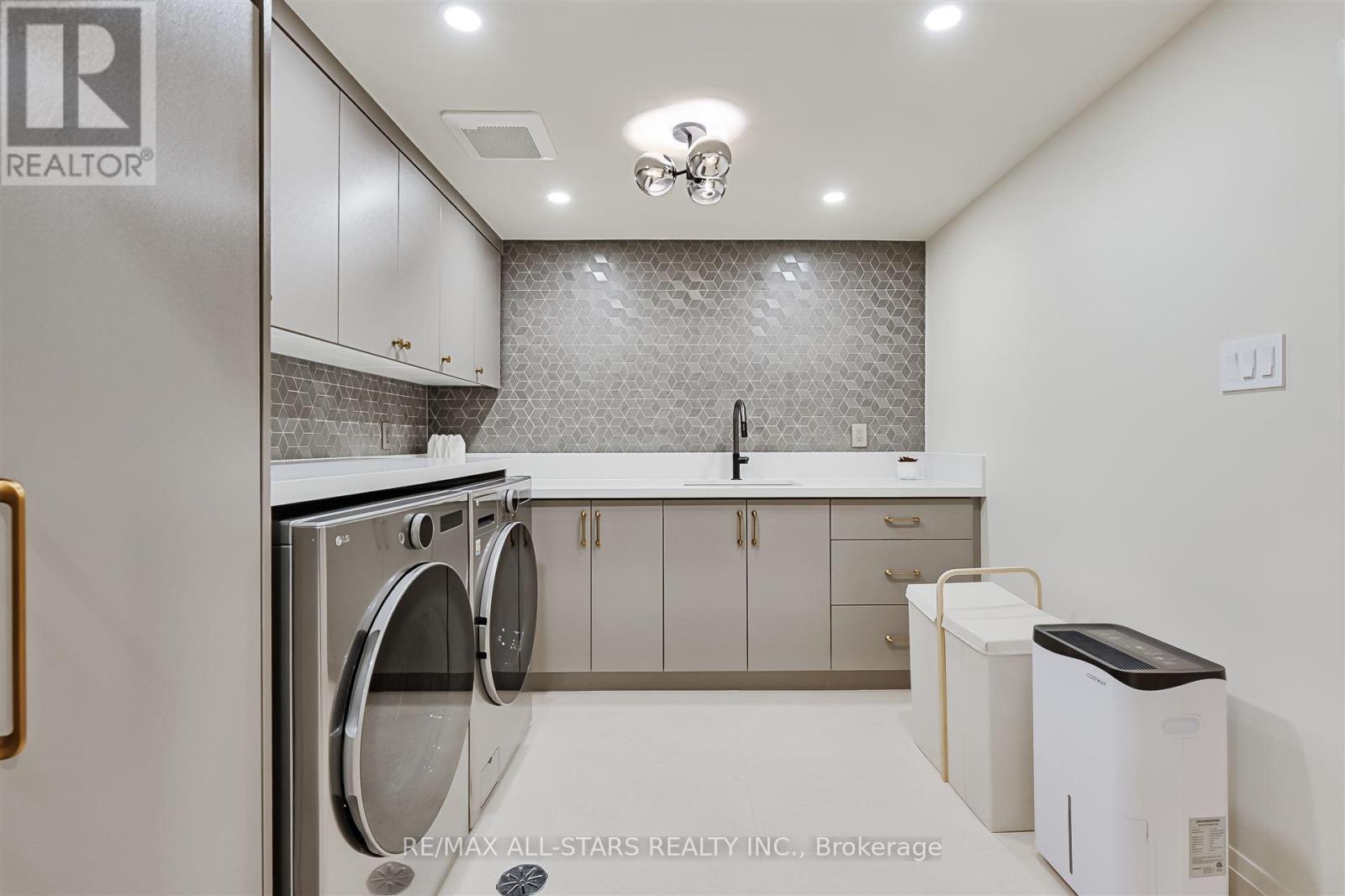61 Hill Crescent, Toronto (Scarborough Village), Ontario  M1M 1J3 - Photo 37 - E12062682