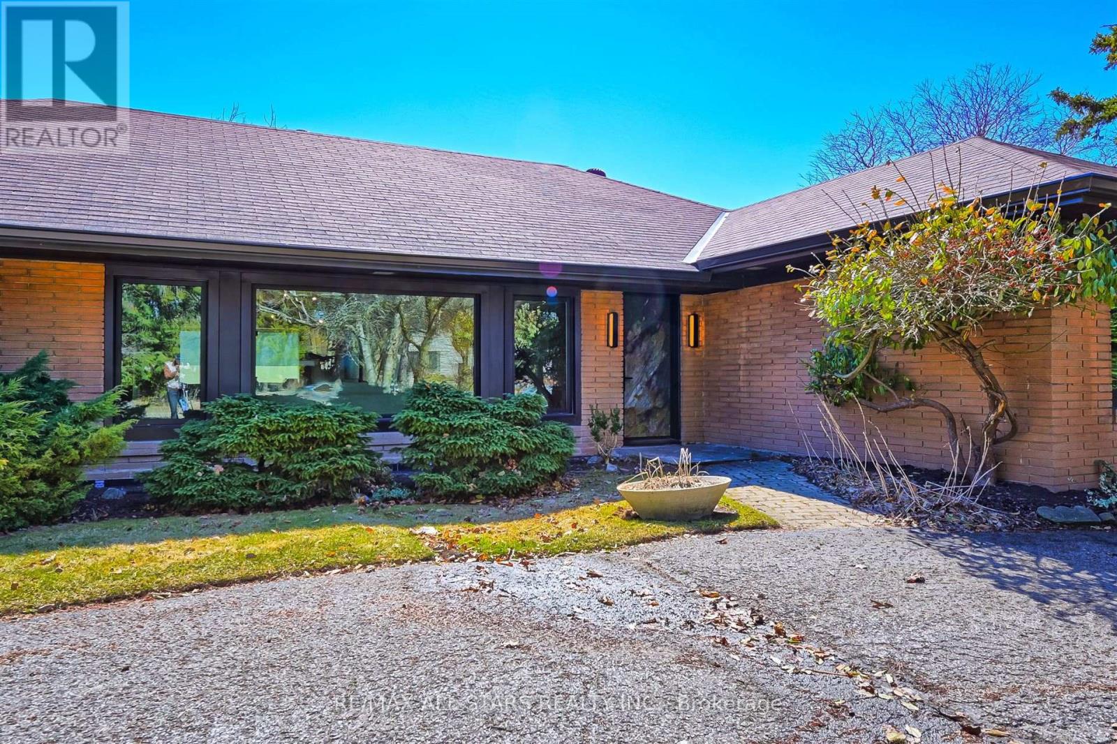 61 Hill Crescent, Toronto (Scarborough Village), Ontario  M1M 1J3 - Photo 7 - E12062682
