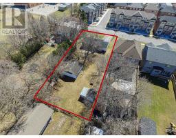 8 GRAYSON ROAD, Ajax, Ontario