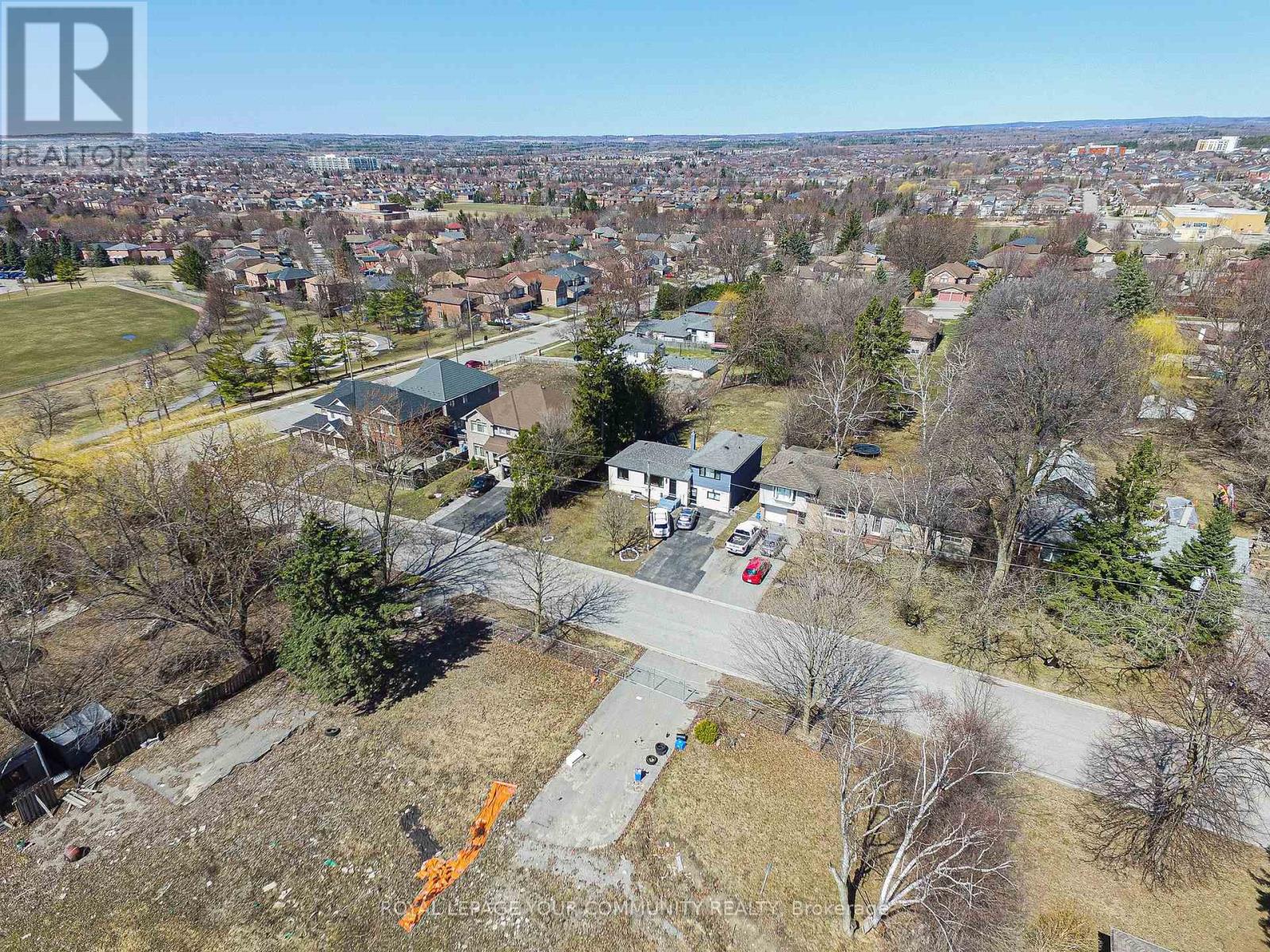 8 Grayson Road, Ajax, Ontario  L1Z 1E4 - Photo 10 - E12061914