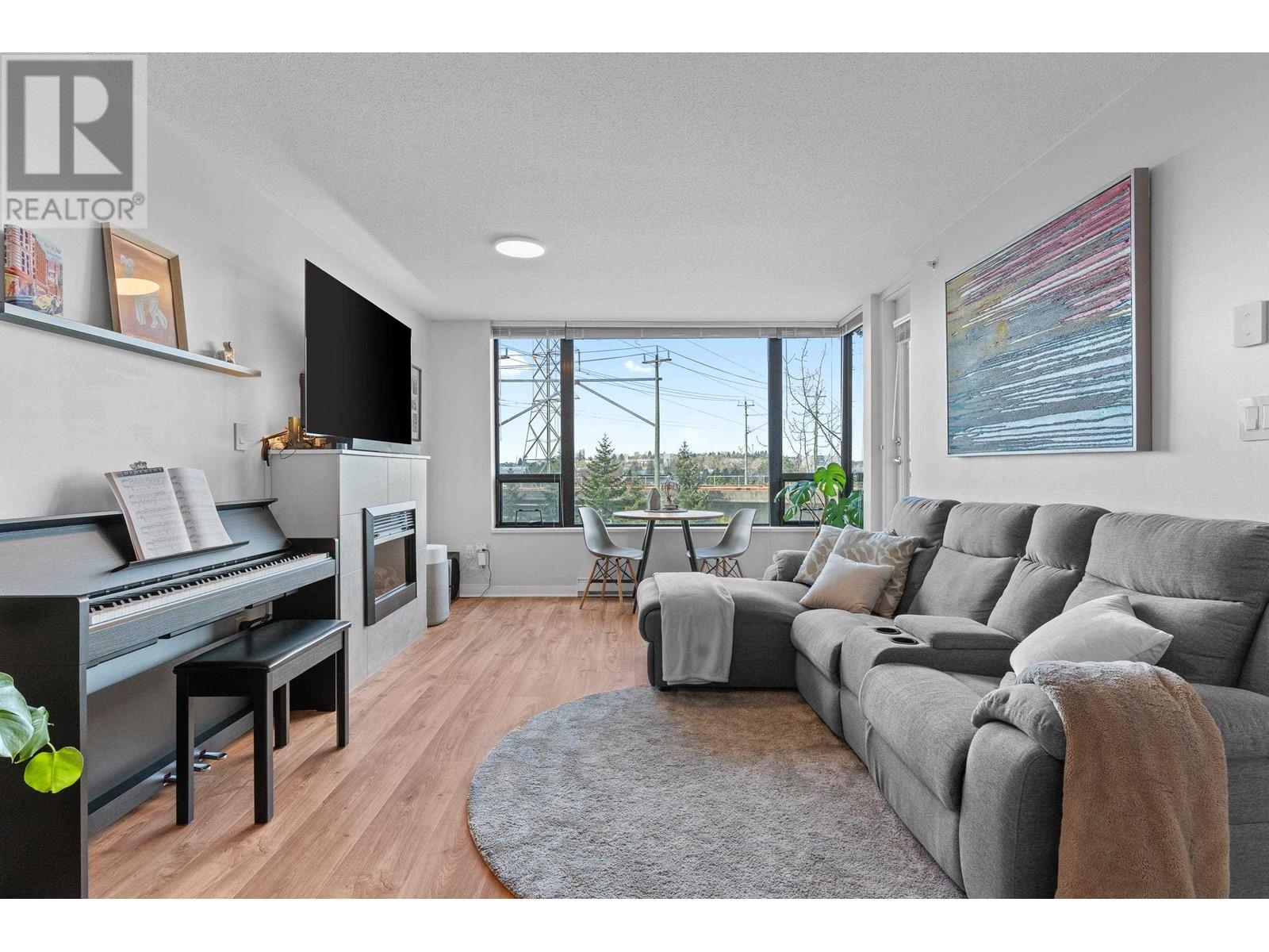 501 4118 Dawson Street, Burnaby, British Columbia  V5C 0A3 - Photo 3 - R2985733