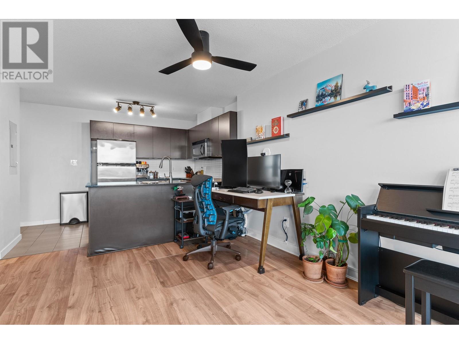501 4118 Dawson Street, Burnaby, British Columbia  V5C 0A3 - Photo 6 - R2985733