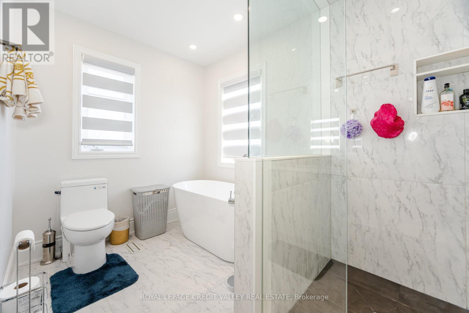 2 Bramoak Crescent, Brampton, Ontario  L7A 1T7 - Photo 29 - W12062687