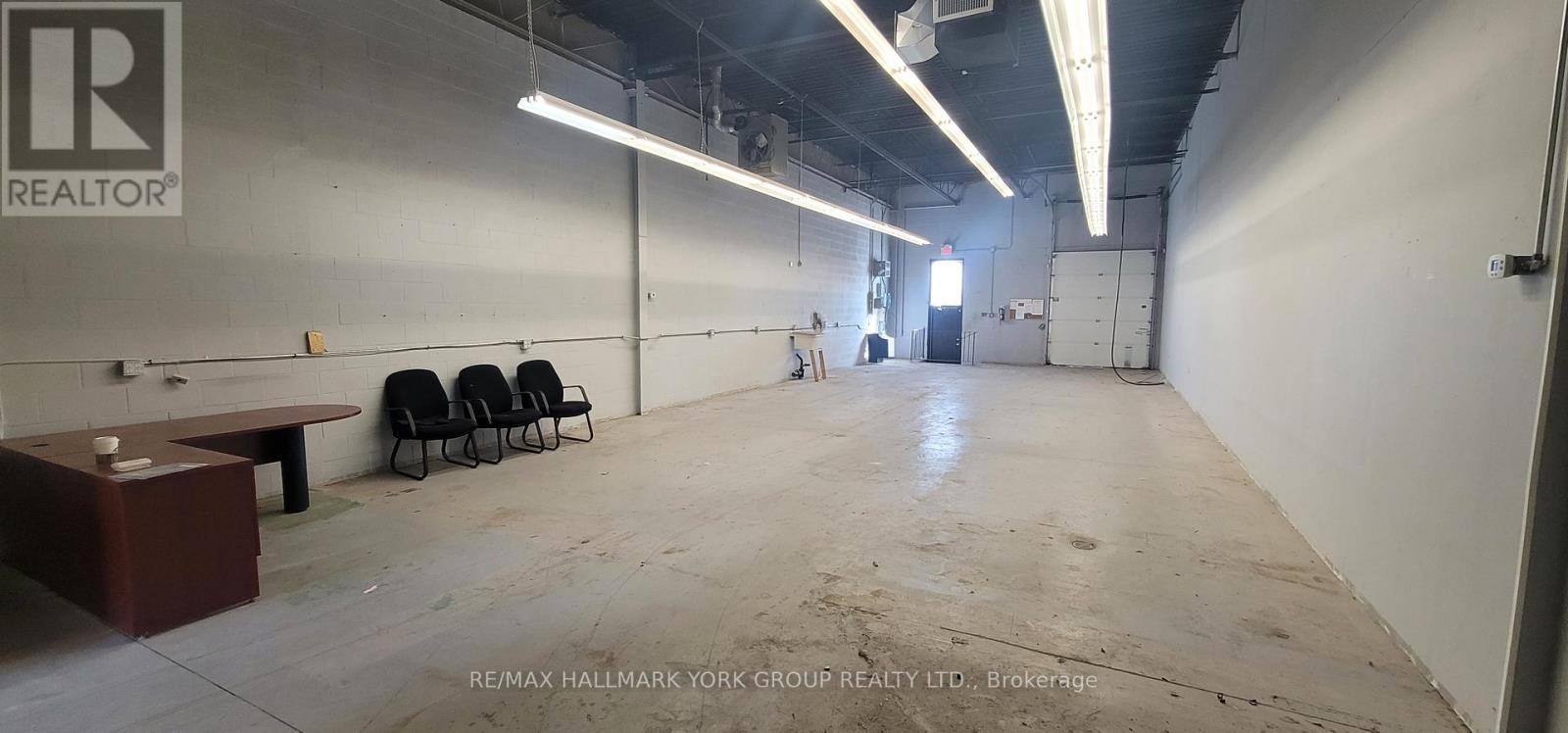 4 - 255 Industrial Parkway S, Aurora (Aurora Village), Ontario  L4G 3V5 - Photo 6 - N12034760