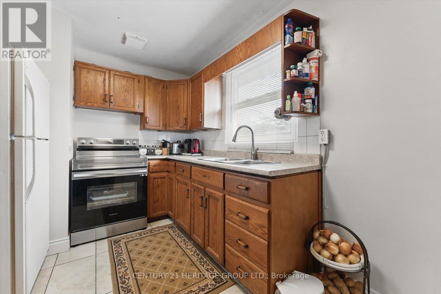 234 Penn Avenue, Newmarket, Ontario  L3Y 2S5 - Photo 22 - N12062777