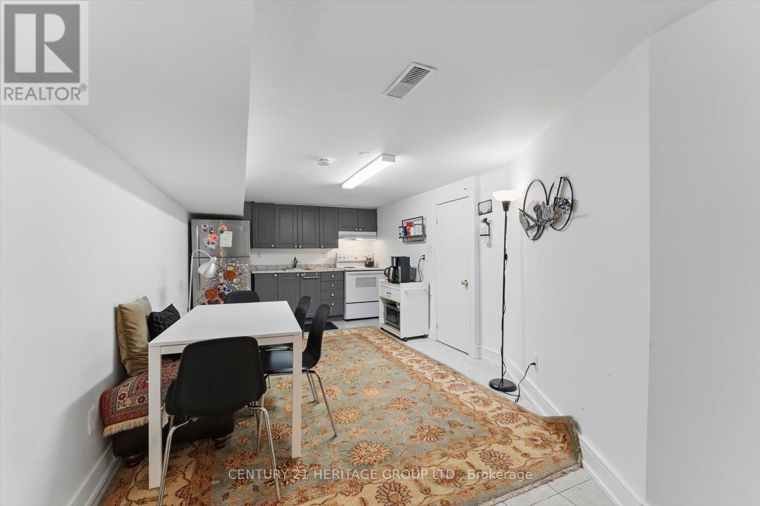 234 Penn Avenue, Newmarket, Ontario  L3Y 2S5 - Photo 29 - N12062777