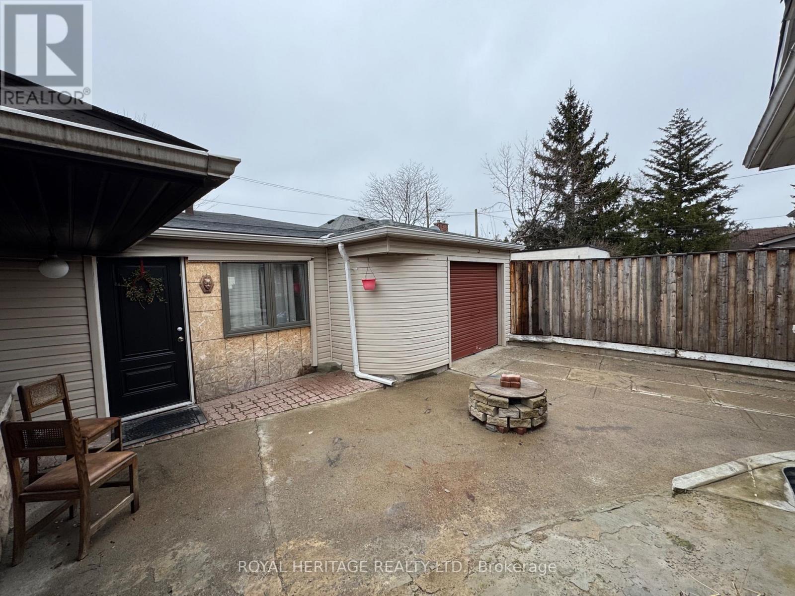 92 Foxwell Street, Toronto (Rockcliffe-Smythe), Ontario  M6N 1Z5 - Photo 26 - W12062762