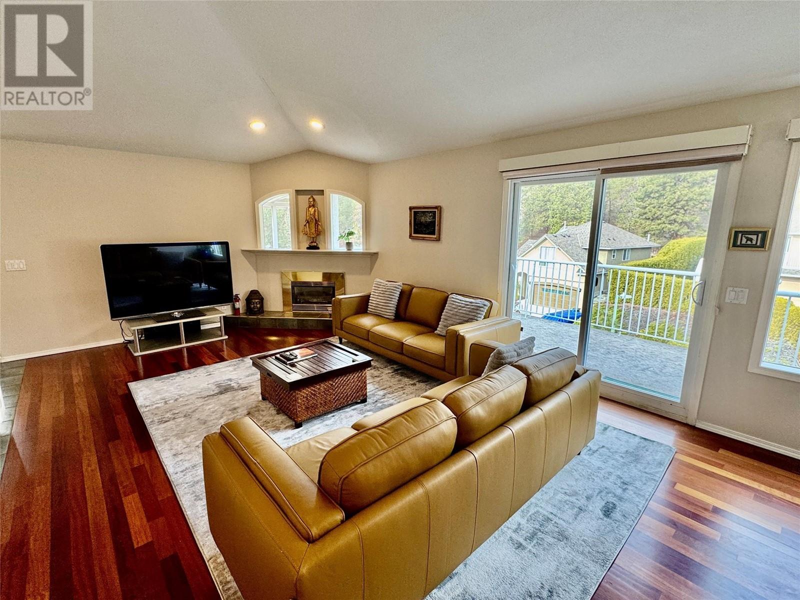 Property at 773 Siwash Court image 3
