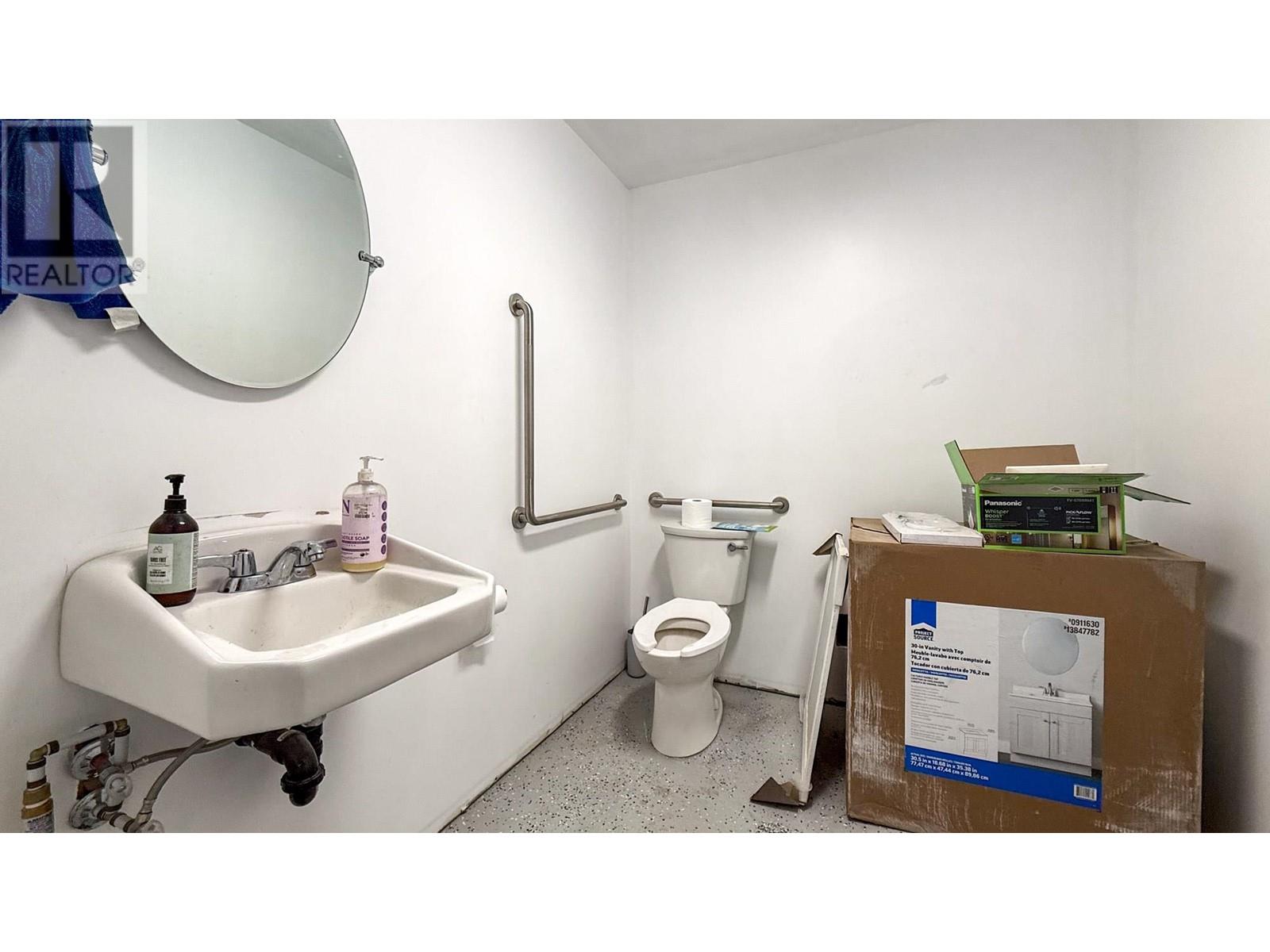 2846 Fenwick Road Kelowna Photo 13