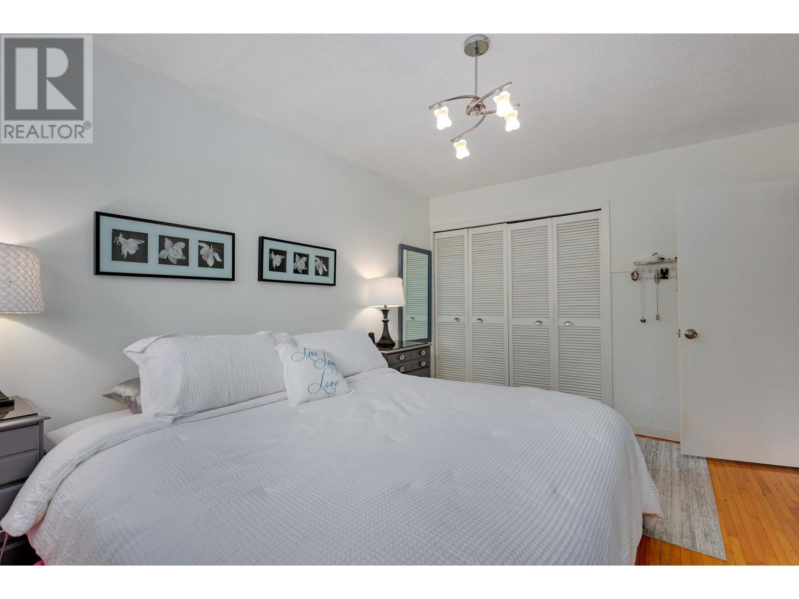 1263 Cloverley Street, North Vancouver, British Columbia  V7L 1N7 - Photo 15 - R2986245