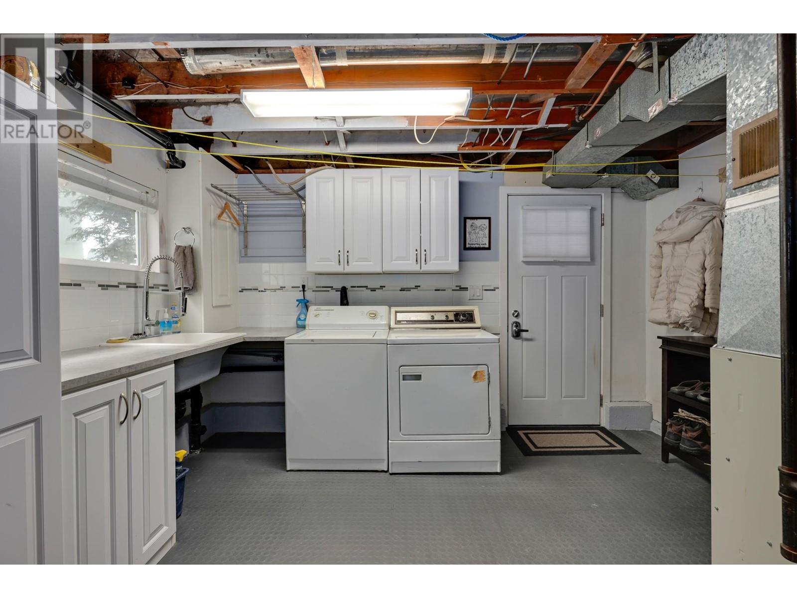 1263 Cloverley Street, North Vancouver, British Columbia  V7L 1N7 - Photo 23 - R2986245