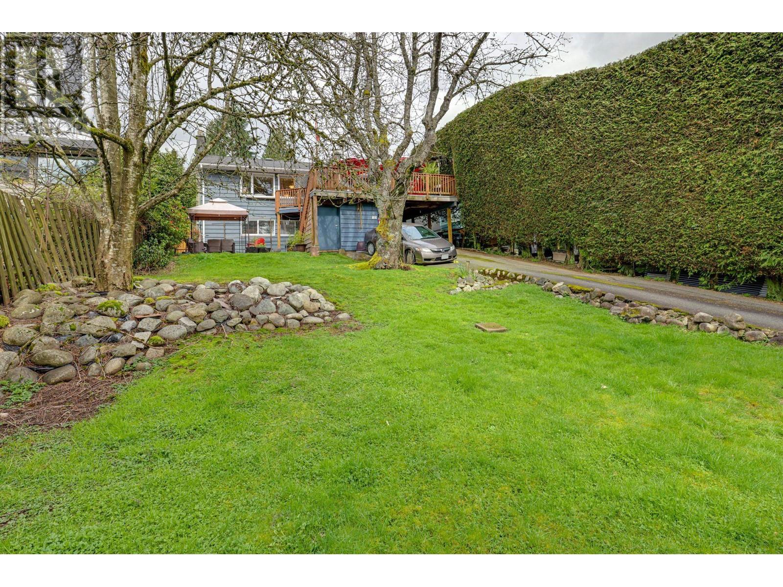 1263 Cloverley Street, North Vancouver, British Columbia  V7L 1N7 - Photo 30 - R2986245
