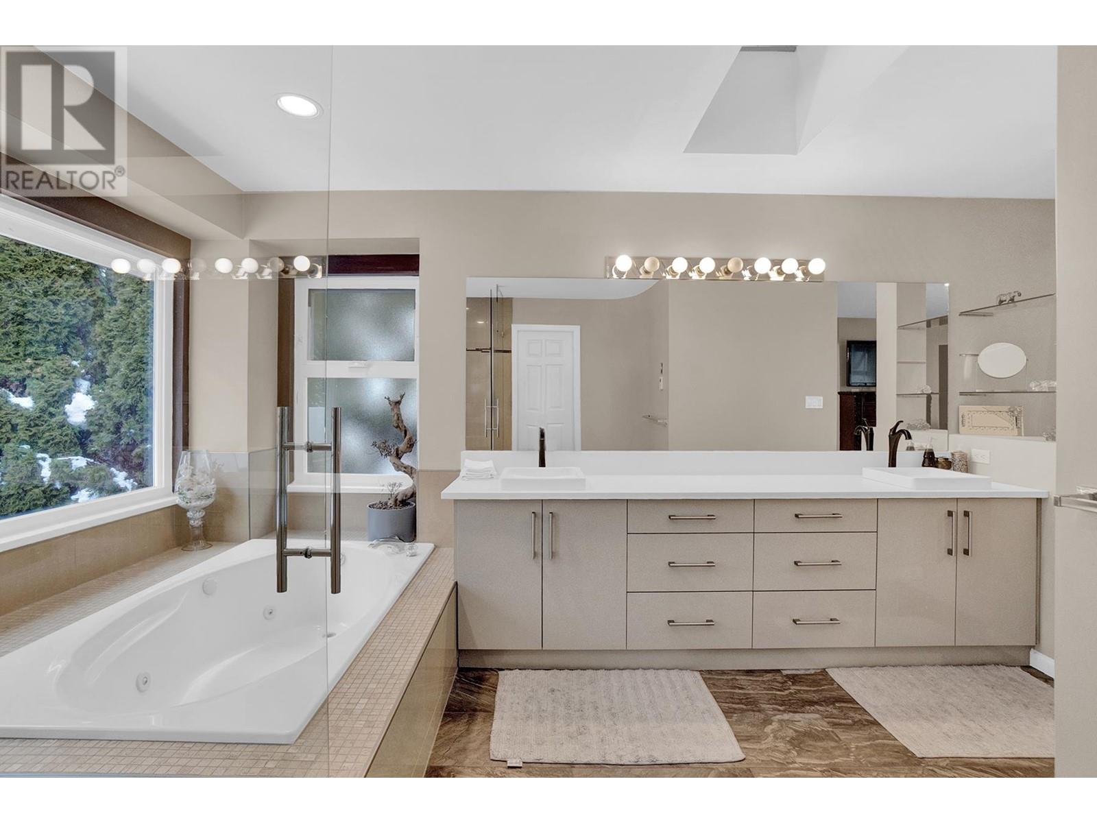 1416 Purcell Drive, Coquitlam, British Columbia  V3E 2R7 - Photo 38 - R2986252