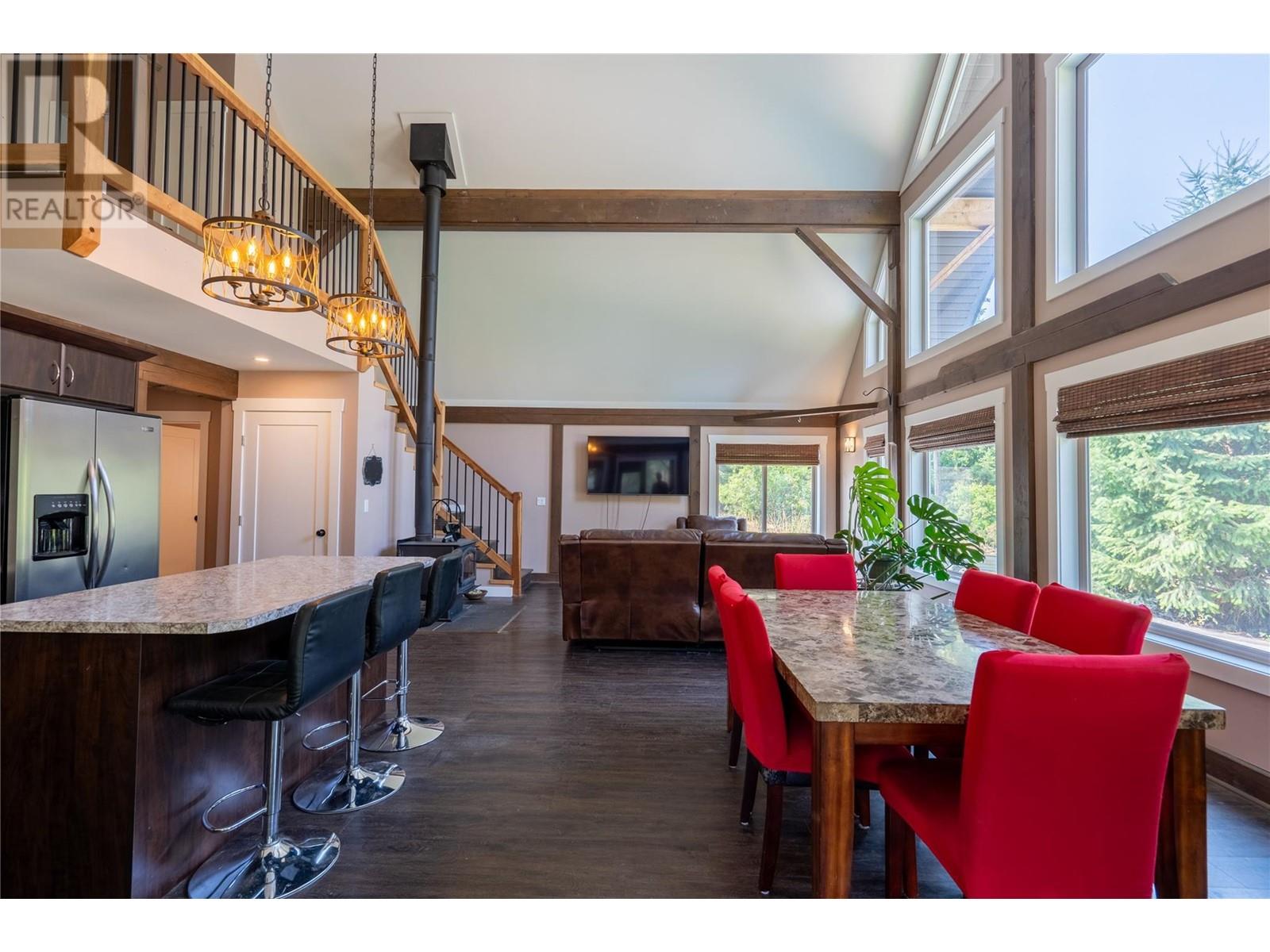 2111 Dunn Road, Christina Lake, British Columbia  V0H 1E2 - Photo 21 - 10330972