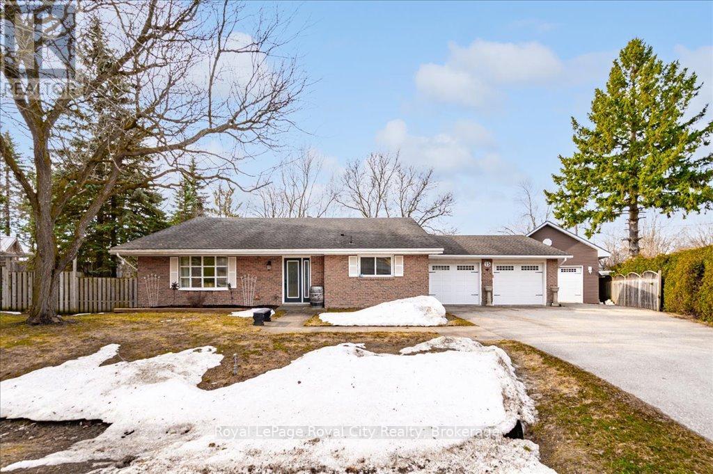 Property at 15 WELLINGTON DRIVE image 3
