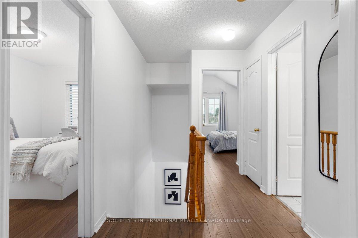 5975 Shelford Terrace, Mississauga, Ontario  L5M 6K3 - Photo 18 - W12062666