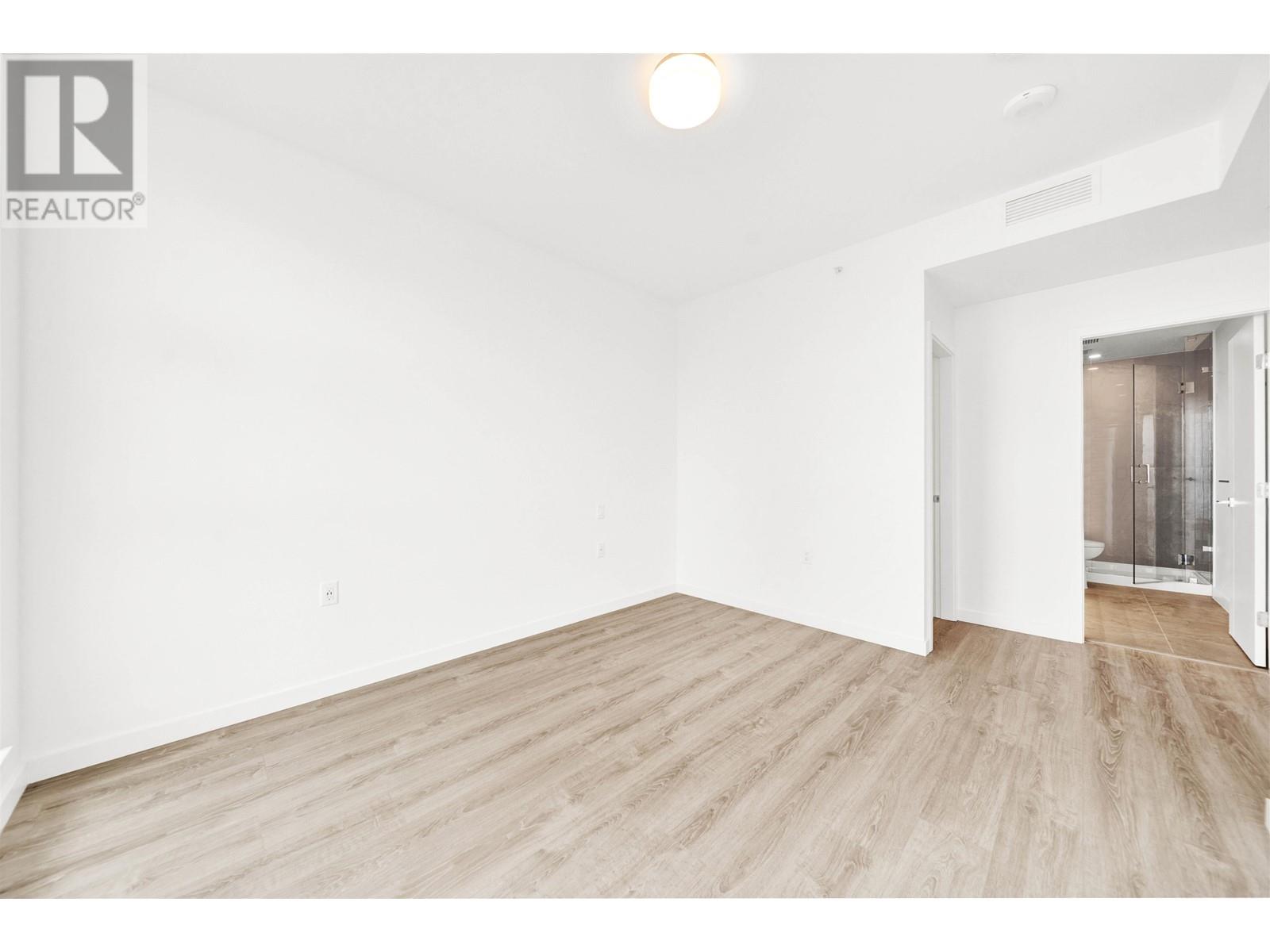 1406 680 Quayside Drive, New Westminster, British Columbia  V3M 0P2 - Photo 3 - R2984091