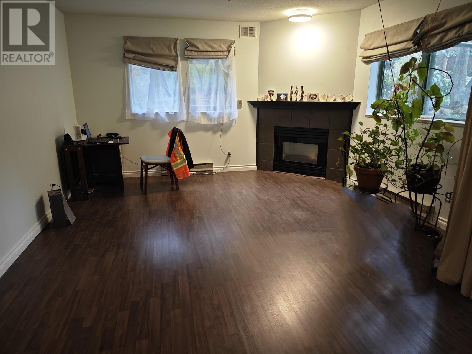 210 6737 Station Hill Court, Burnaby, British Columbia  V3N 4V2 - Photo 4 - R2986172