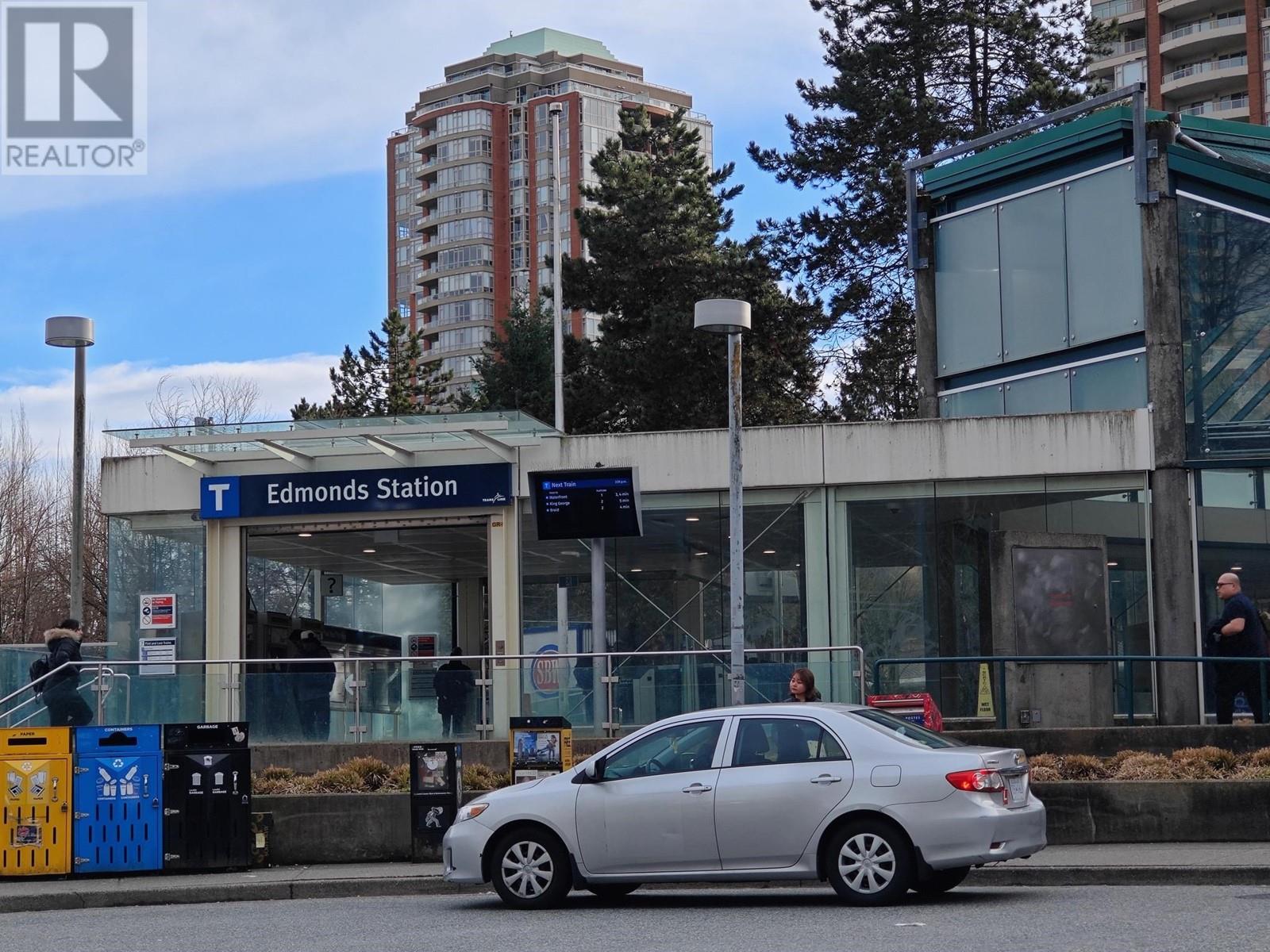 210 6737 Station Hill Court, Burnaby, British Columbia  V3N 4V2 - Photo 31 - R2986172