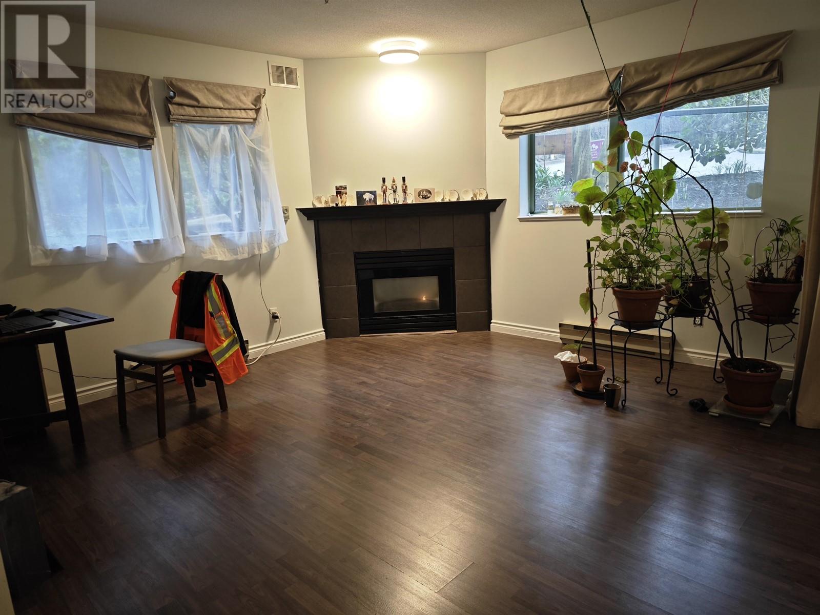 210 6737 Station Hill Court, Burnaby, British Columbia  V3N 4V2 - Photo 10 - R2986172