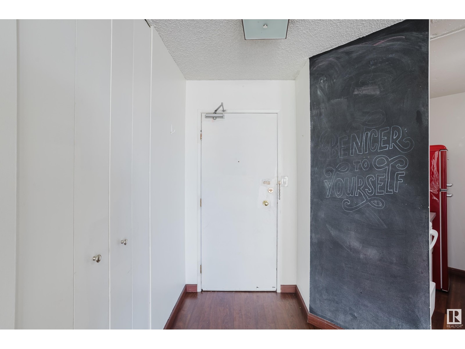 Property at #1004 10045 117 ST NW image 3