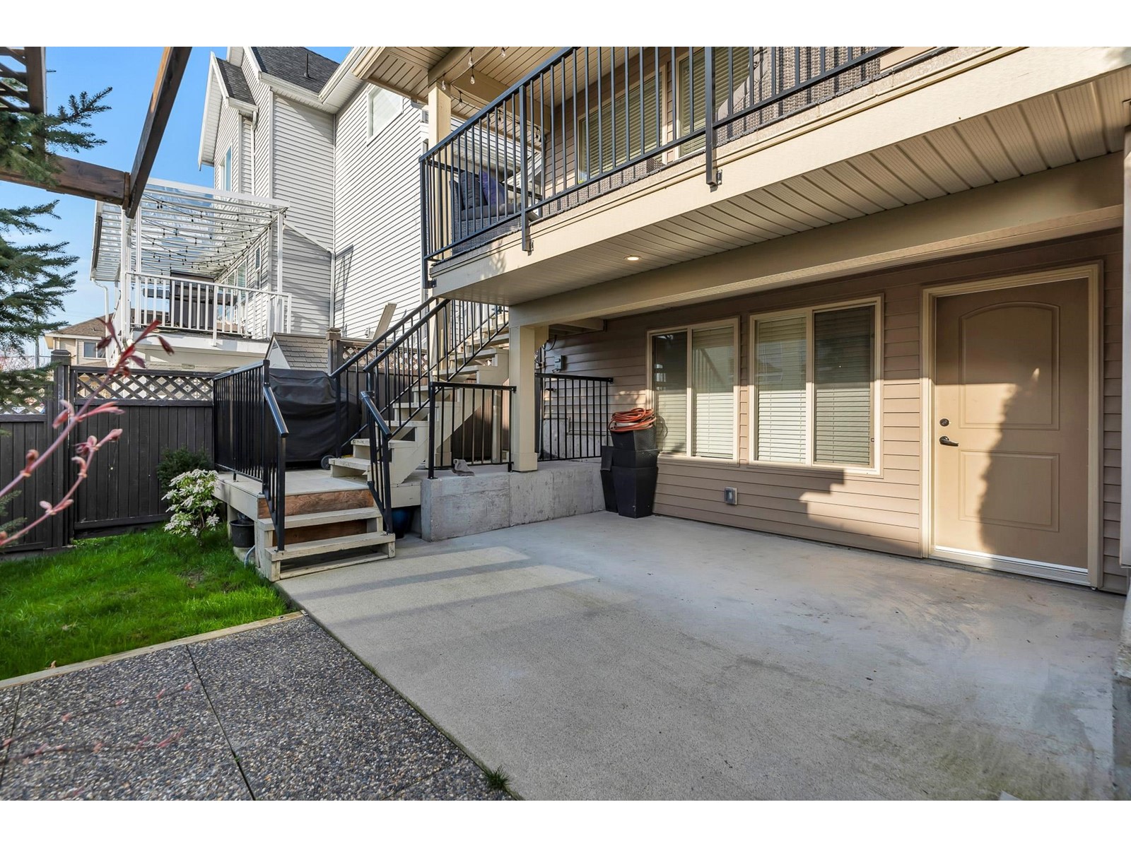 Property at 6767 182A STREET image 3