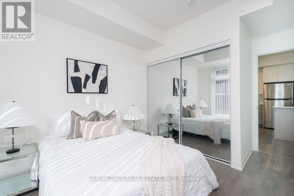103 - 120 Canon Jackson Drive, Toronto, Ontario  M6M 0B8 - Photo 10 - W12062845