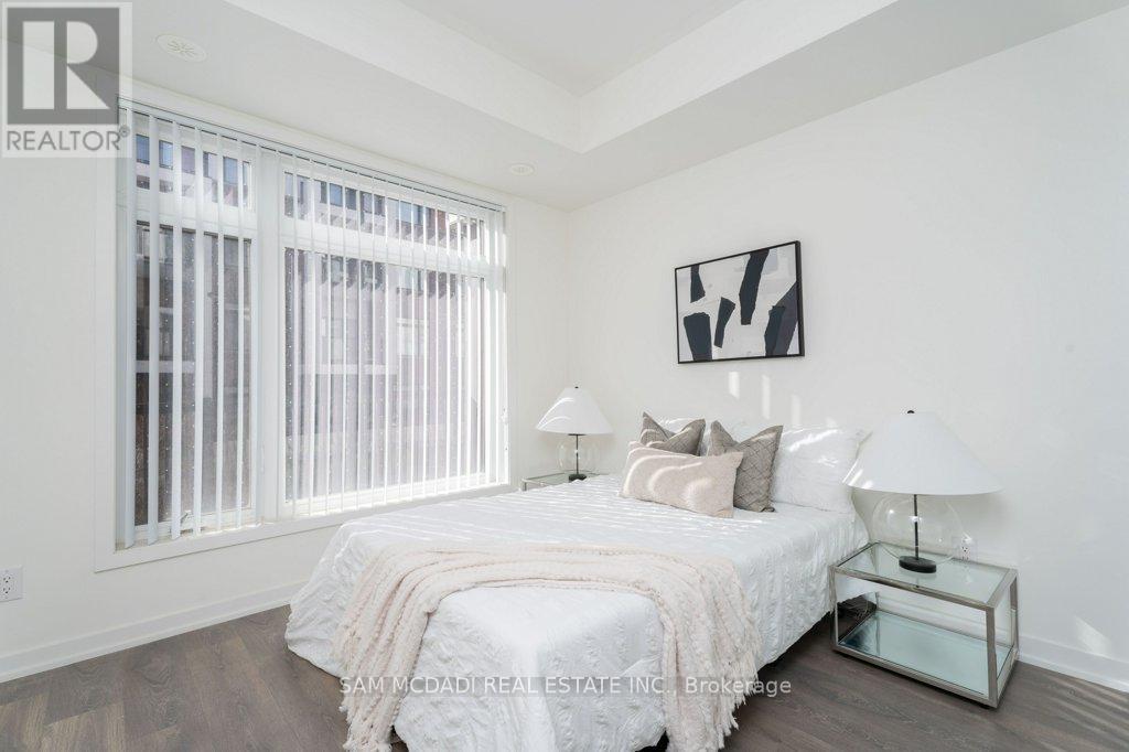 103 - 120 Canon Jackson Drive, Toronto, Ontario  M6M 0B8 - Photo 12 - W12062845