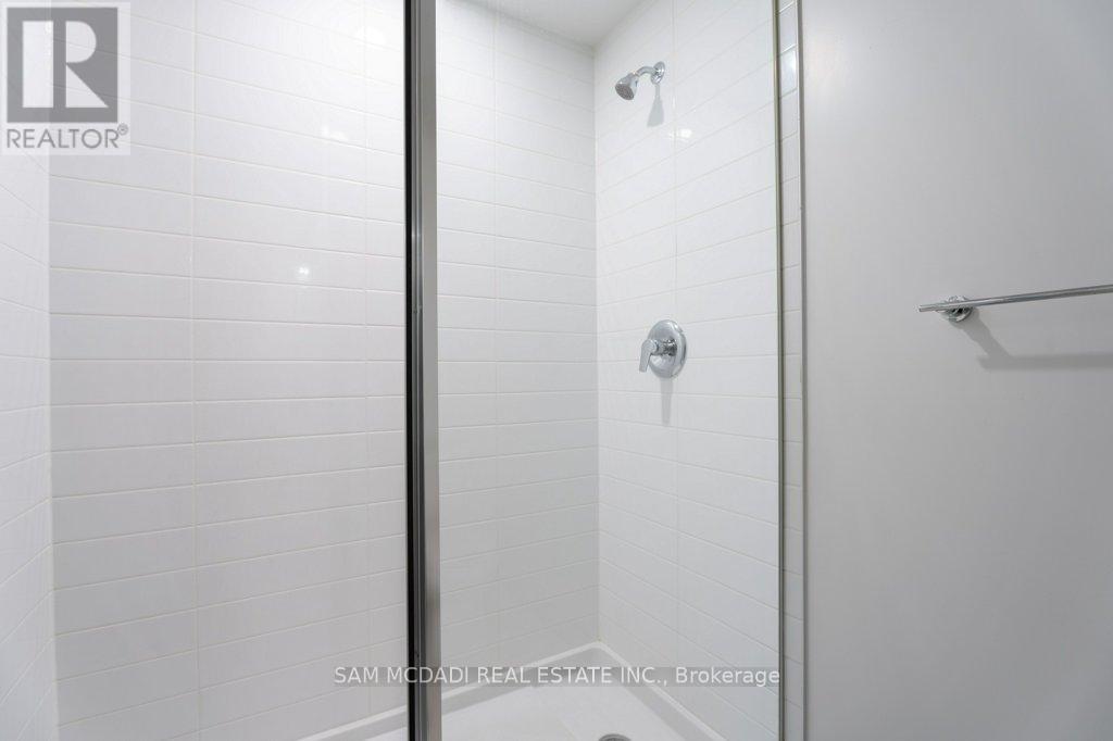 103 - 120 Canon Jackson Drive, Toronto, Ontario  M6M 0B8 - Photo 16 - W12062845