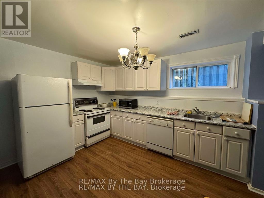 51 Smallman Drive, Wasaga Beach, Ontario  L9Z 1L3 - Photo 14 - S12062879