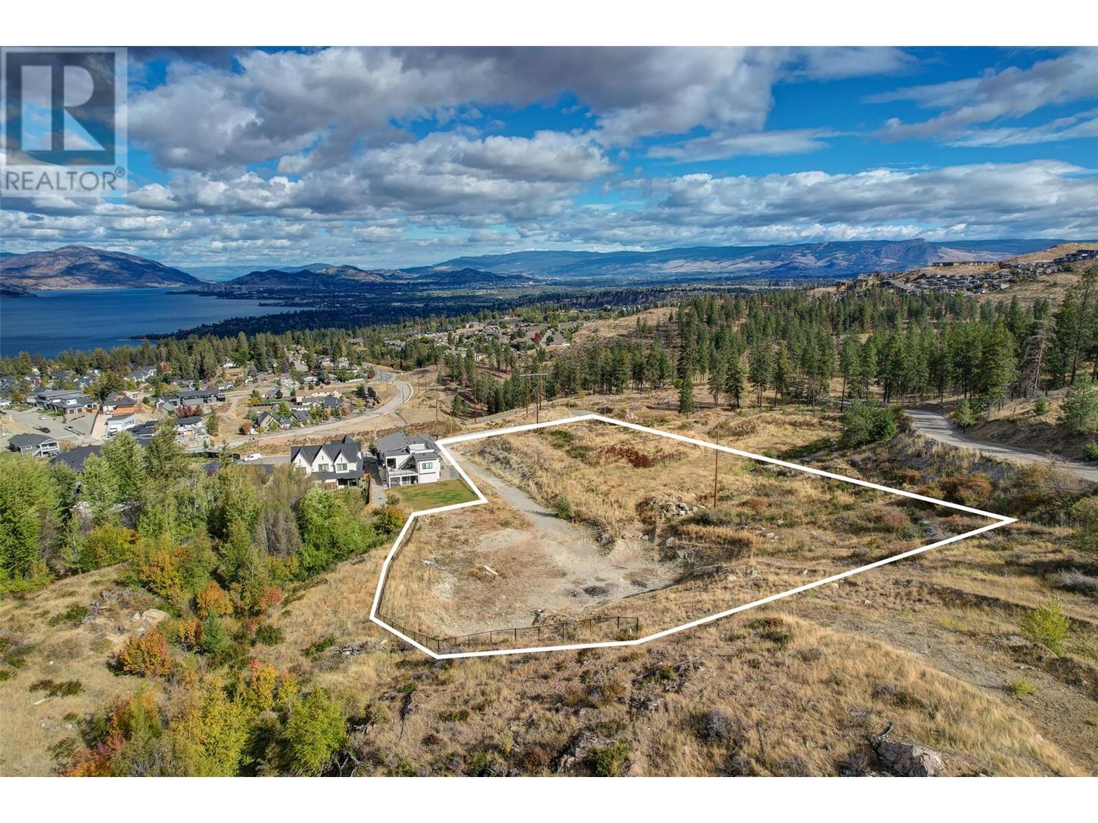Property at 602 Trumpeter Road image 1