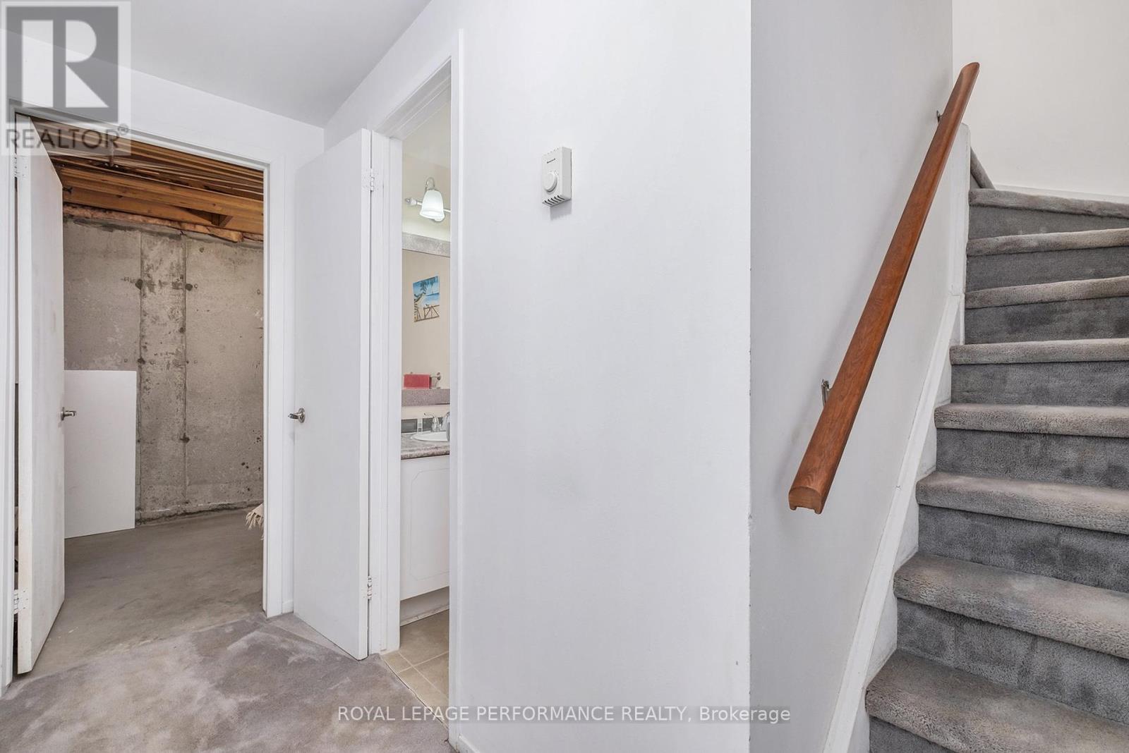 20 Lovell Lane, Ottawa, Ontario  K2H 9B6 - Photo 26 - X12061931