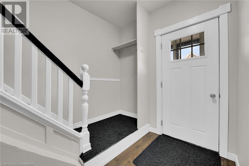 Property at 18 KEITH Street image 2