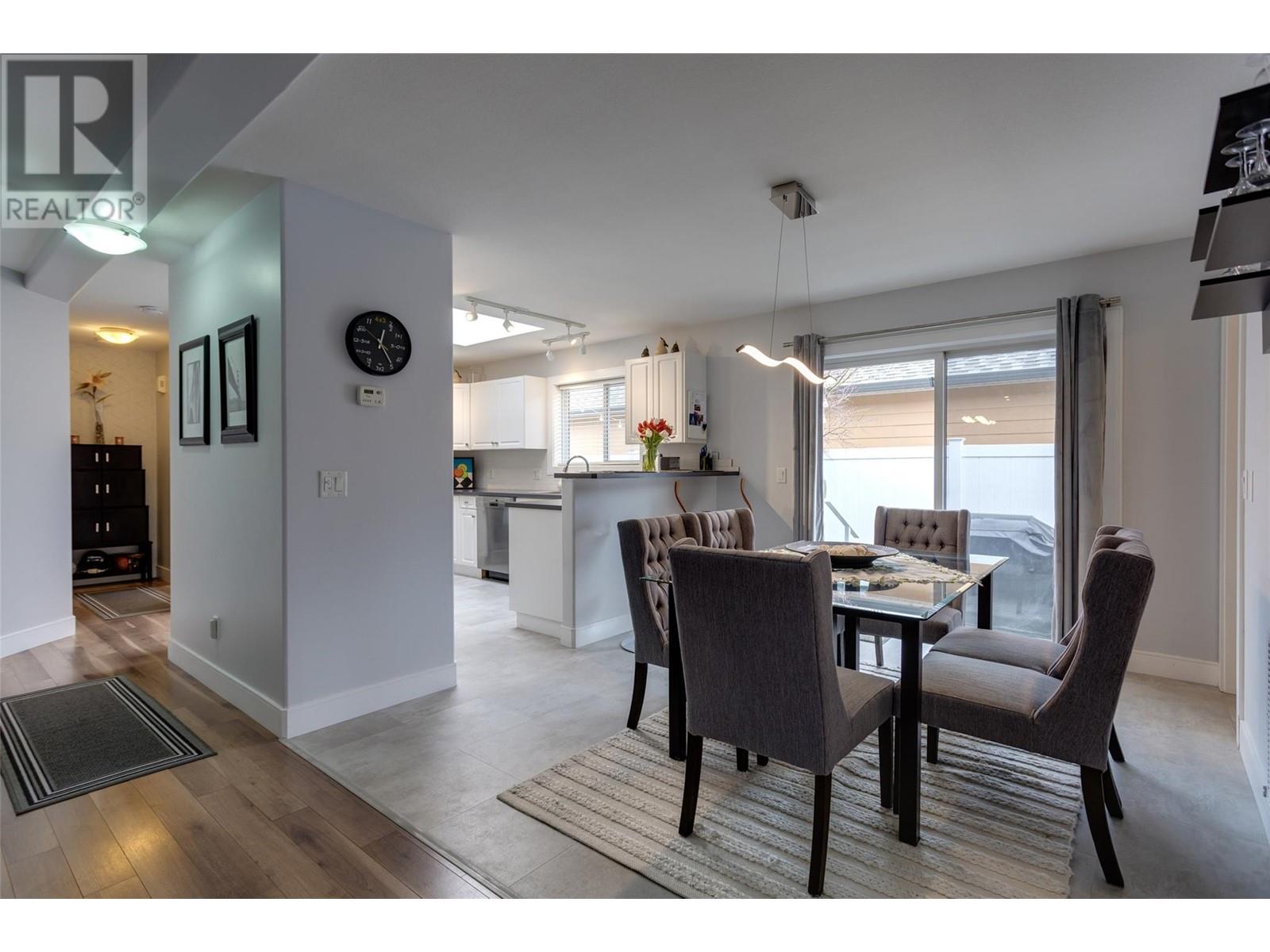 Property at 2200 Mimosa Drive image 3