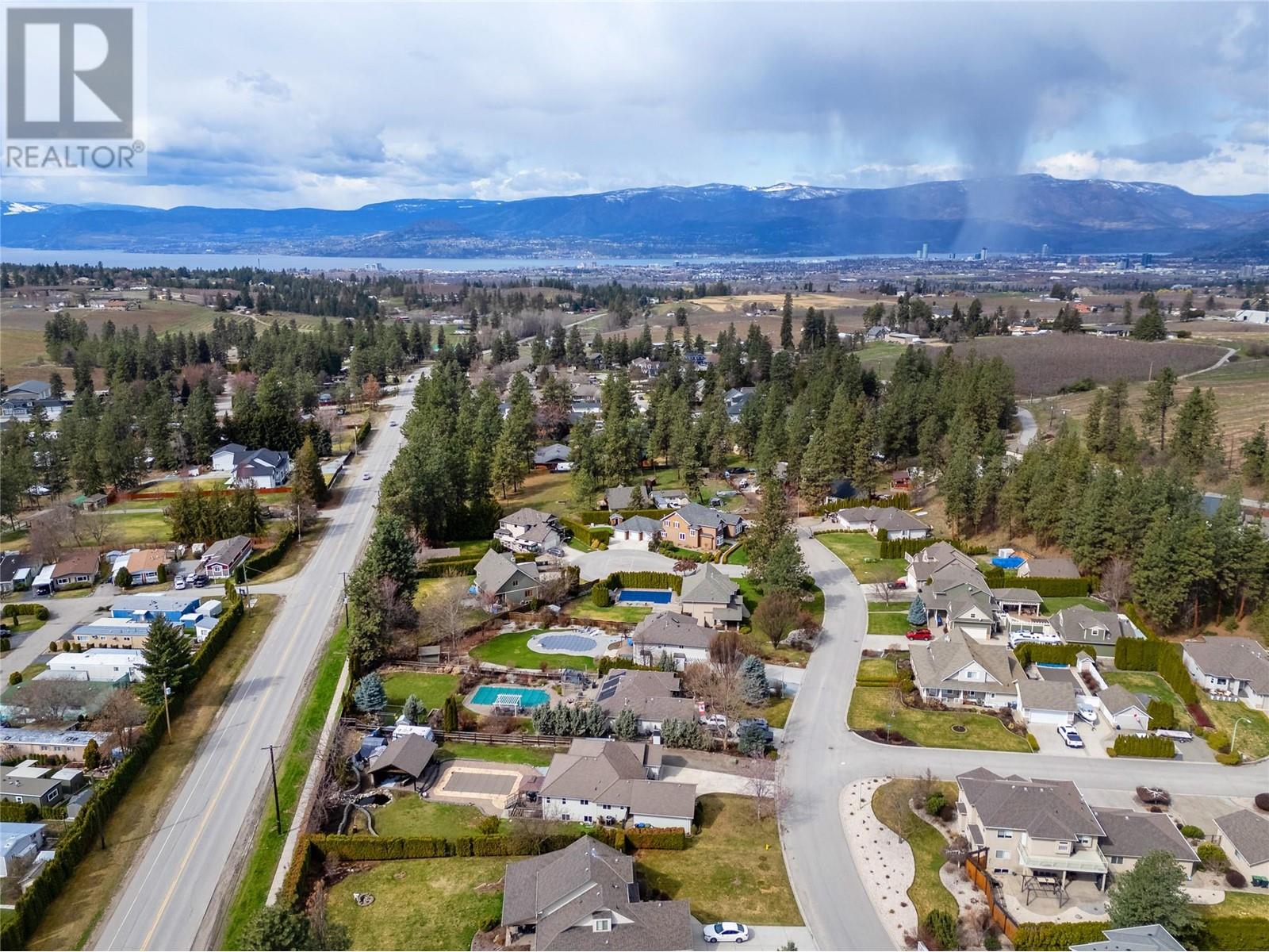 Property at 3573 Kimatouche Road image 4