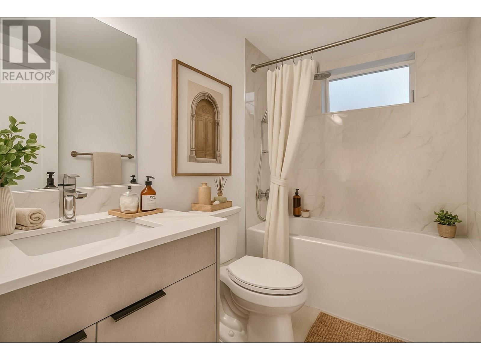 47 E Eighth Avenue, New Westminster, British Columbia  V3L 4J4 - Photo 10 - R2983591